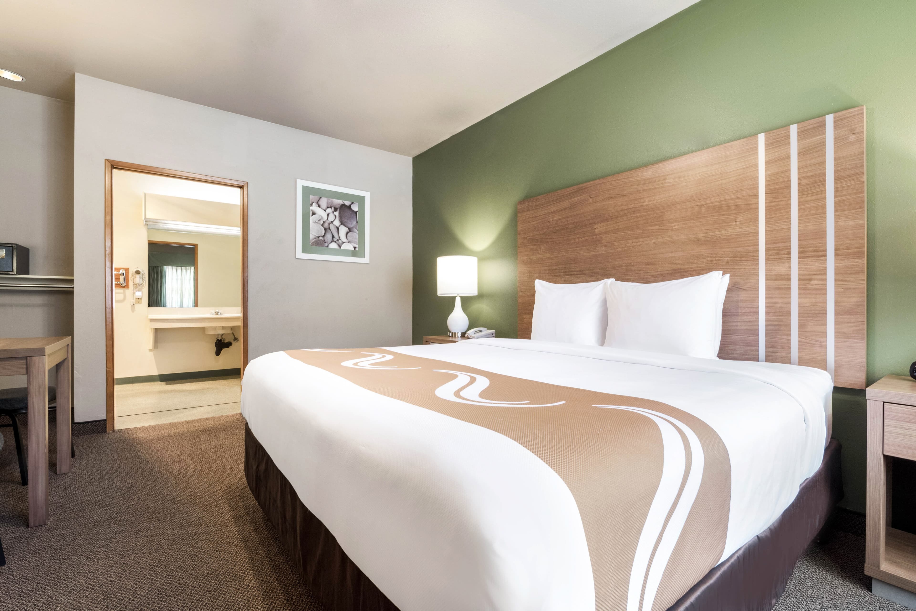 Quality Inn & Suites Bainbridge Island — 17
