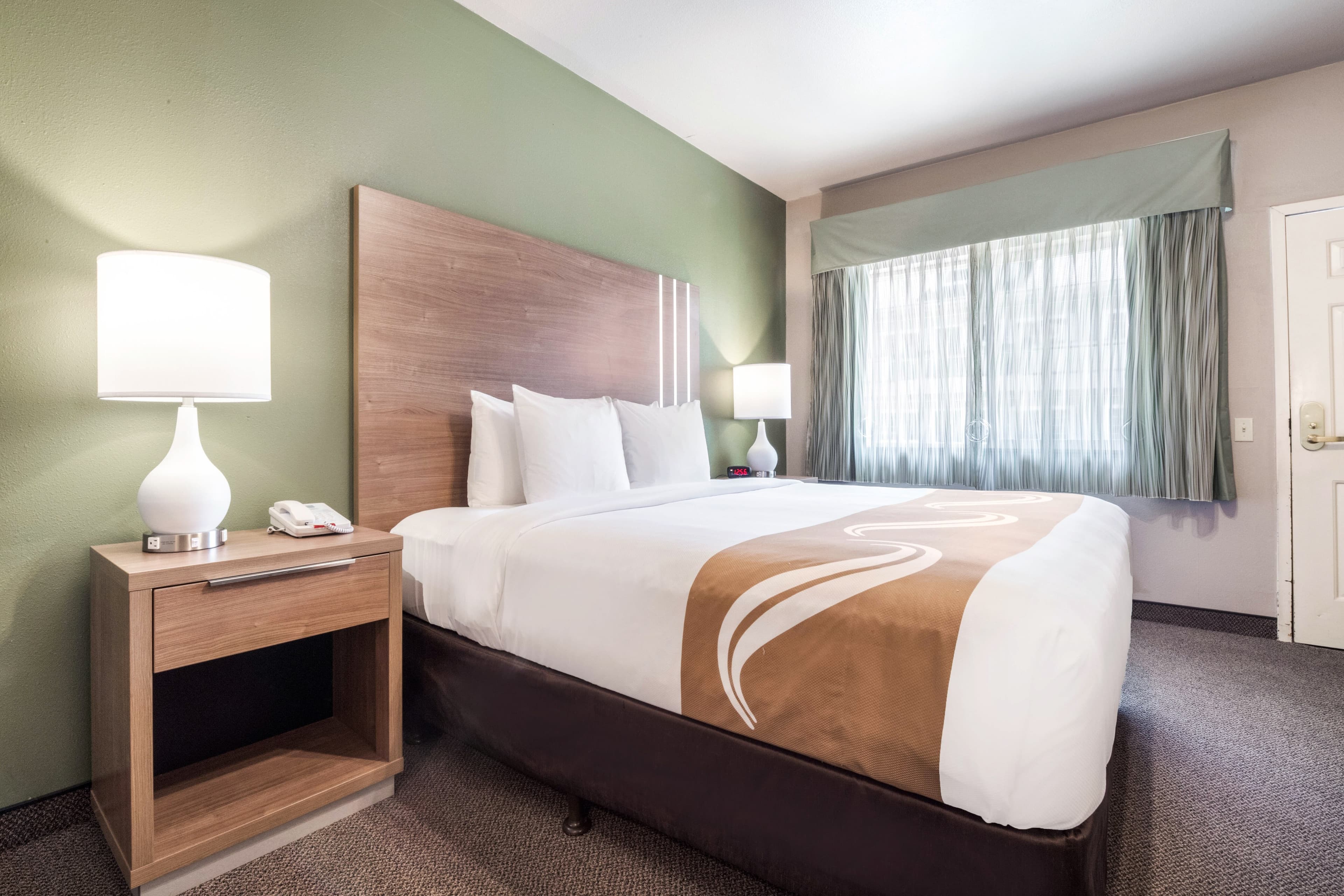 Quality Inn & Suites Bainbridge Island — 18