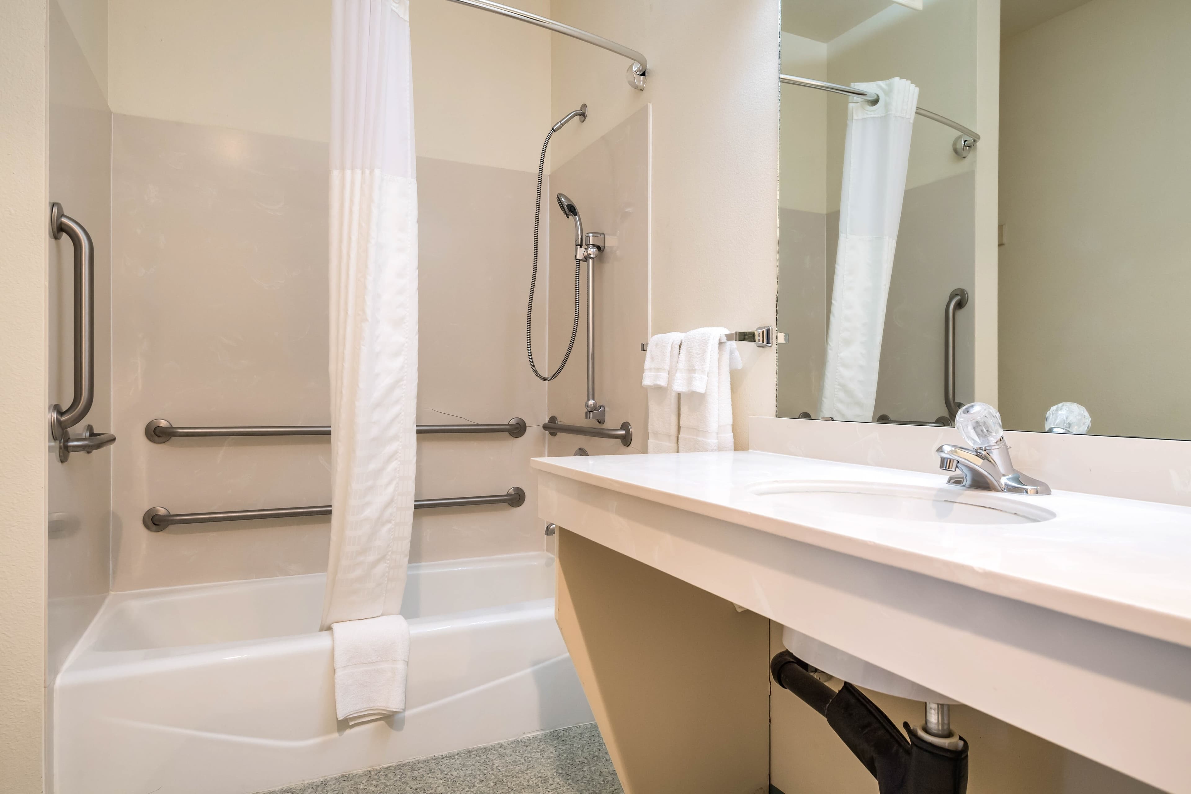 Quality Inn & Suites Bainbridge Island — 21