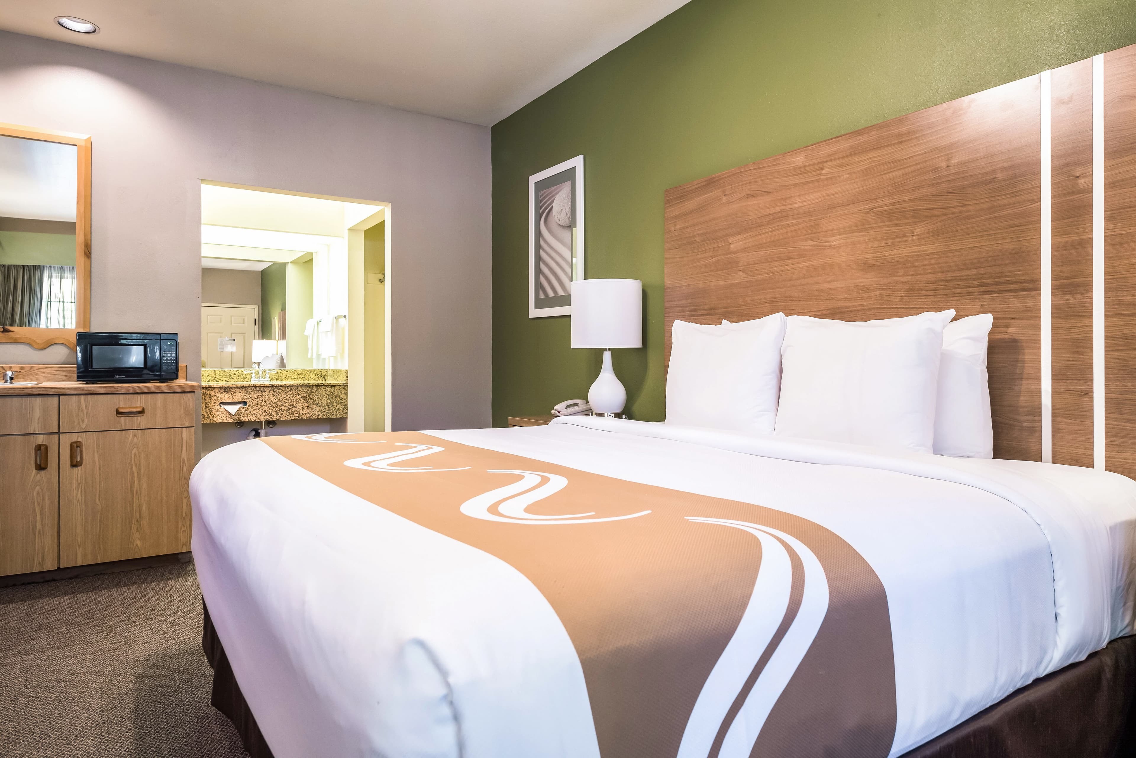 Quality Inn & Suites Bainbridge Island — 23