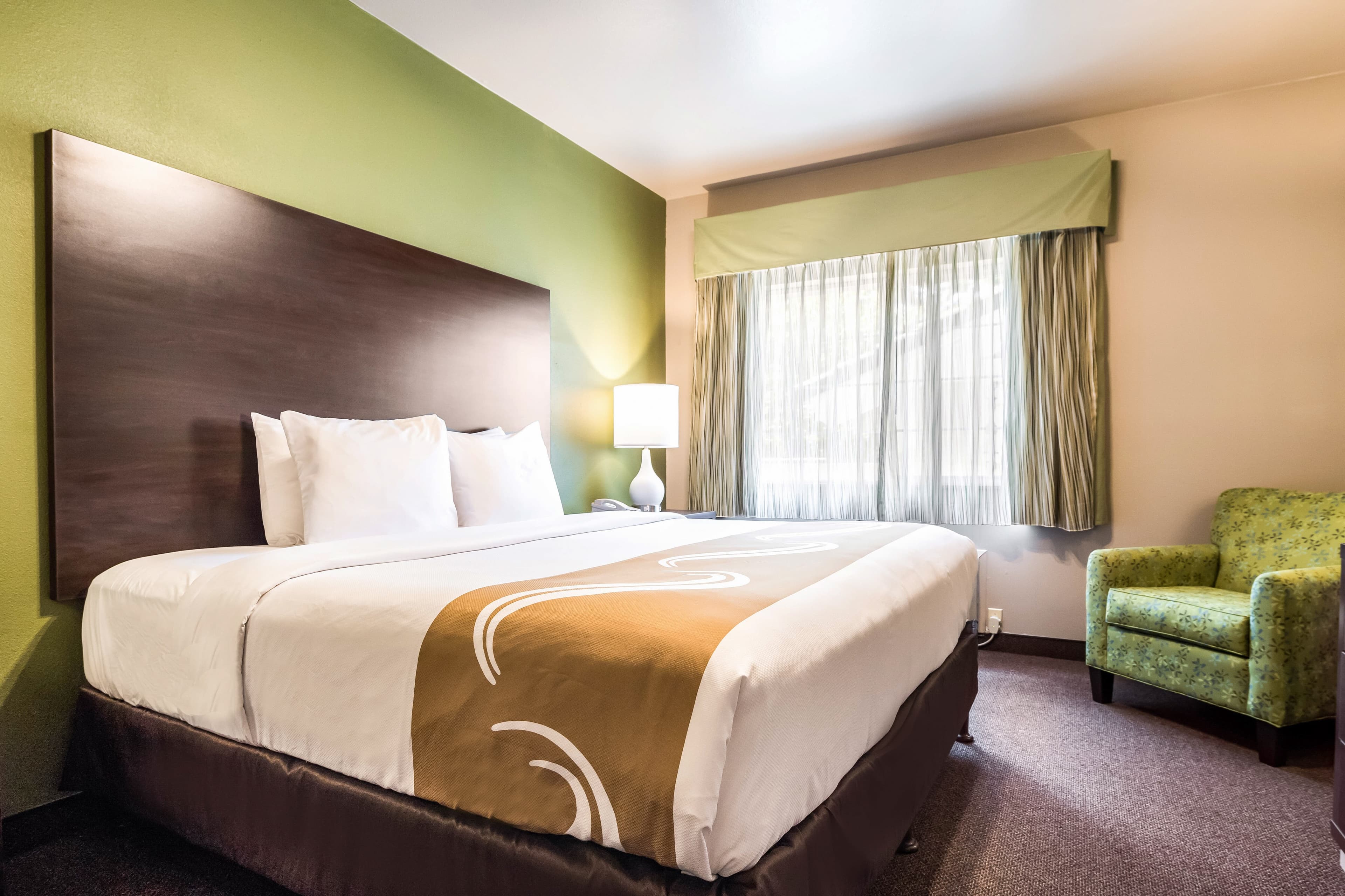 Quality Inn & Suites Bainbridge Island — 27