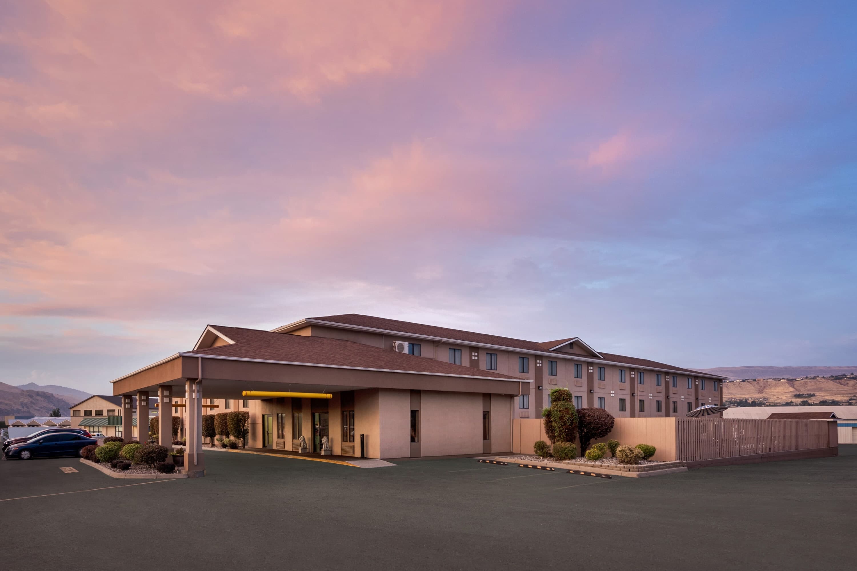 Quality Inn Wenatchee/Leavenworth - Image 1