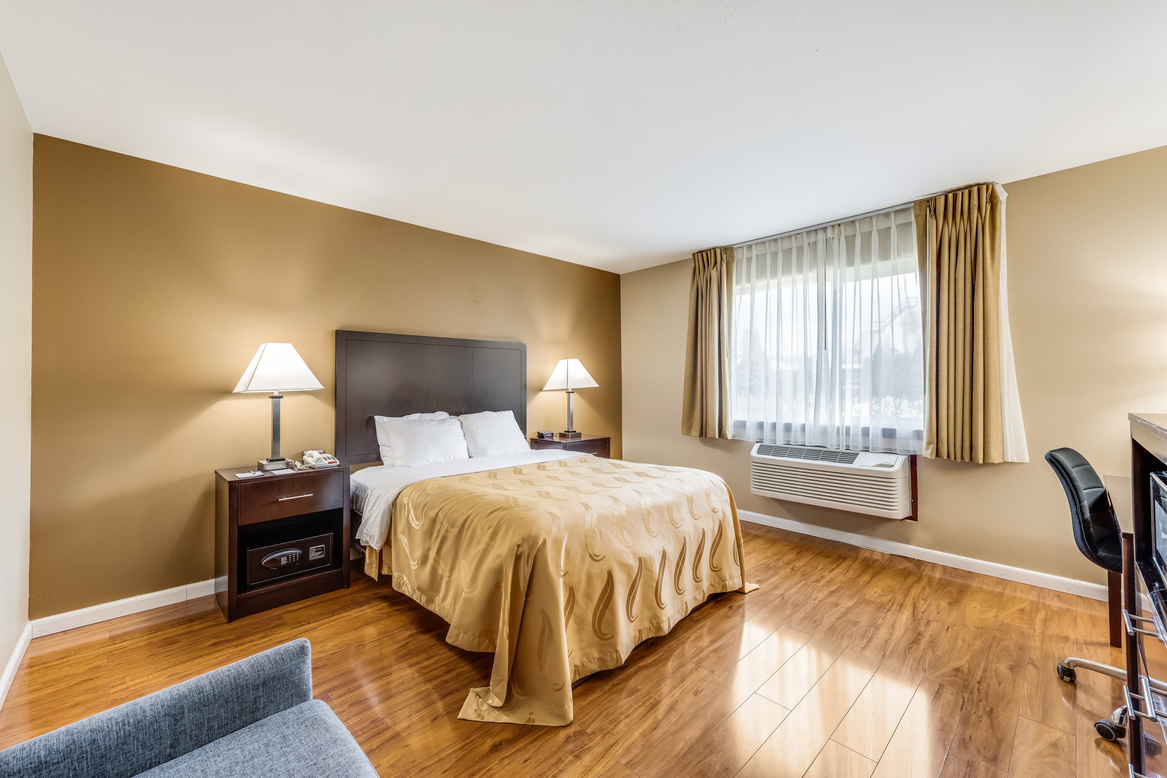 Quality Inn Cle Elum-Ellensburg - Image 2