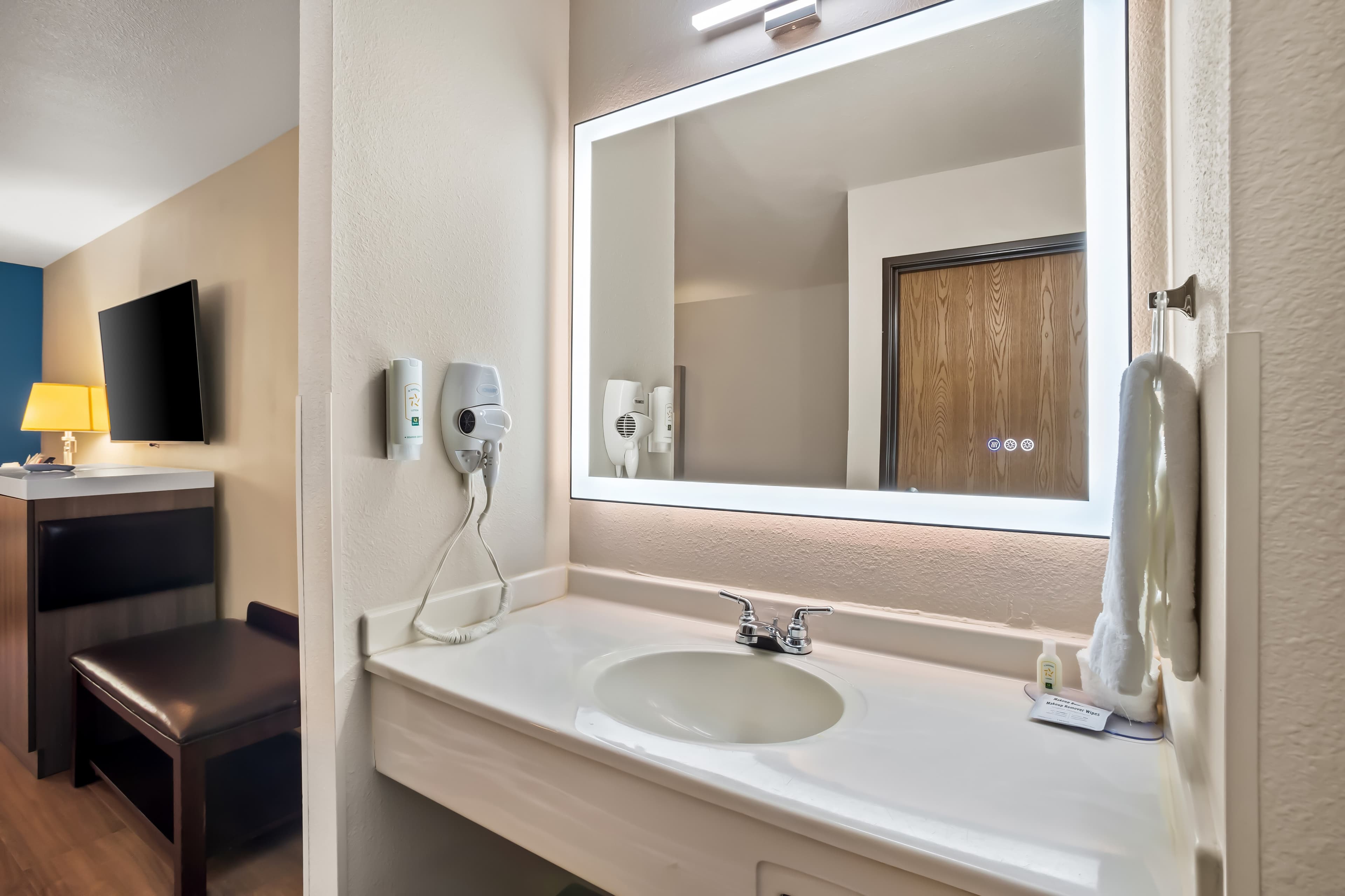 Quality Inn Port Orchard — 19