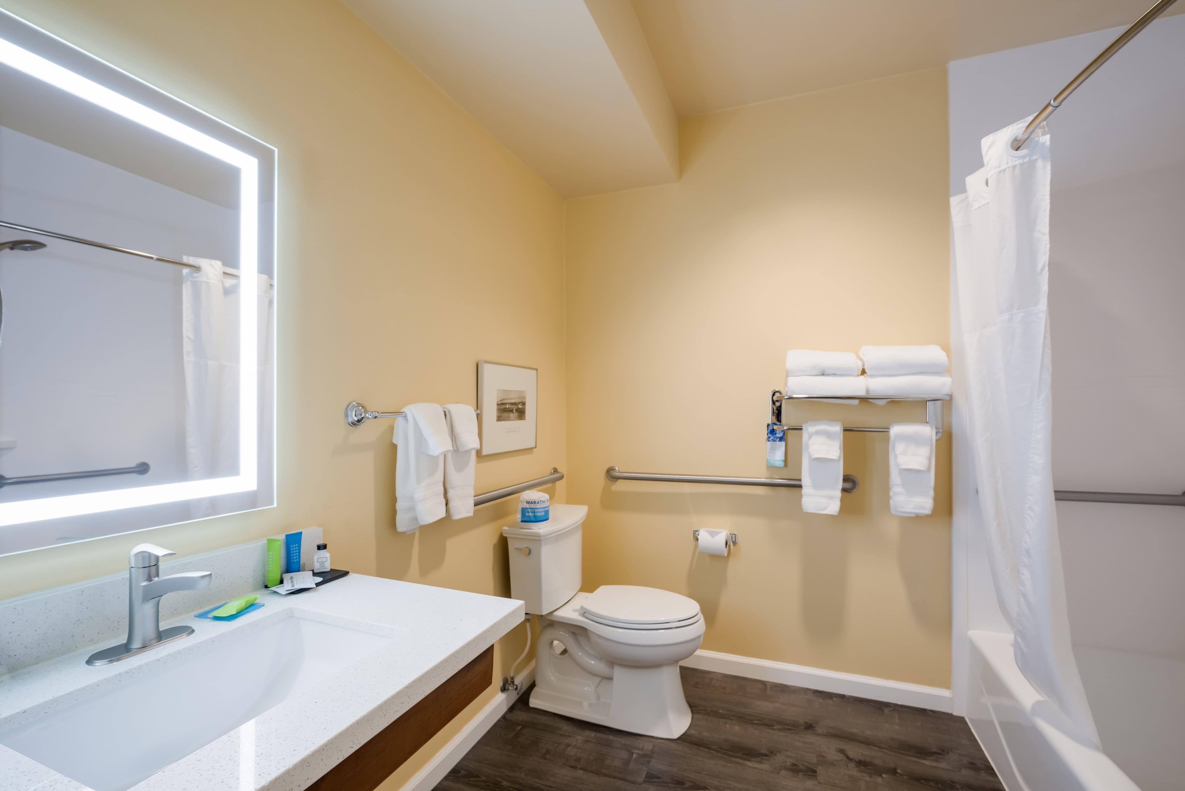 Inn at Port Gardner-Everett Waterfront, Ascend Hotel Collection - Image 5