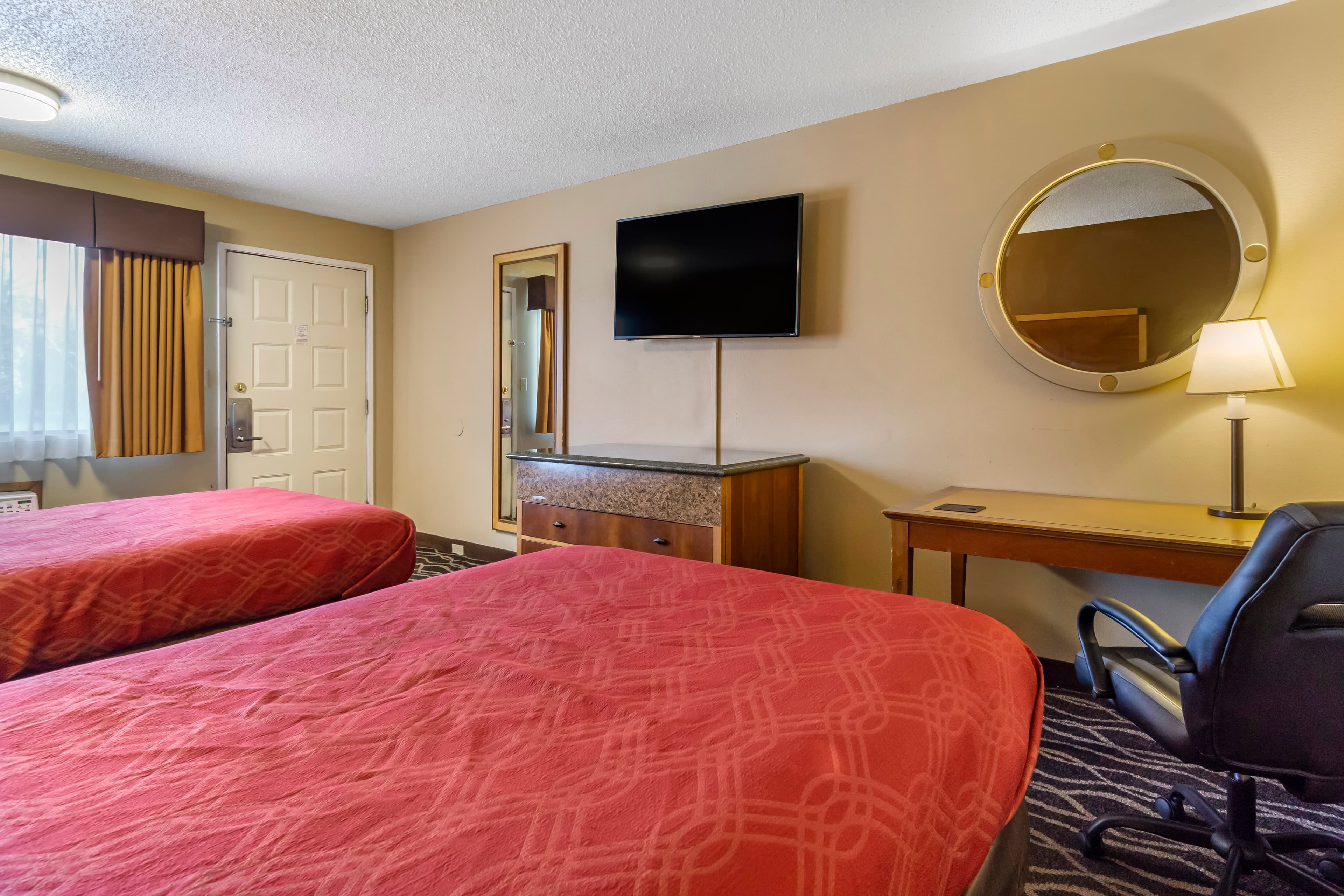 Econo Lodge Ellensburg Near University — 7