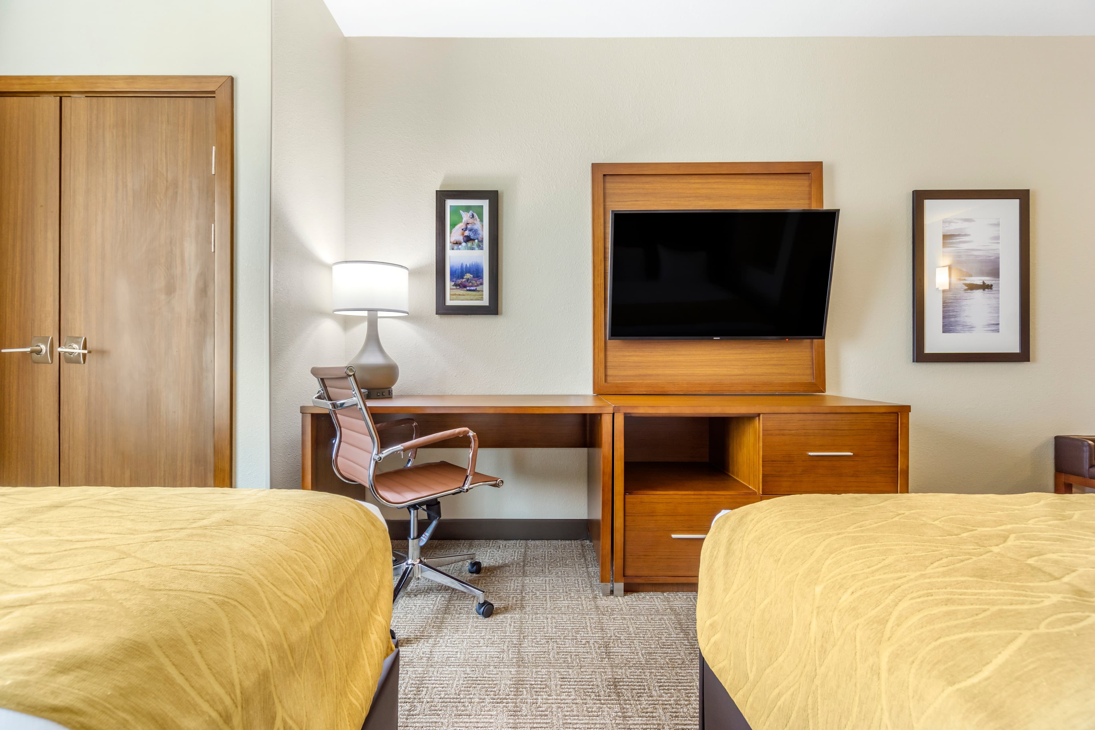 Comfort Inn & Suites Lakewood by JBLM — 22