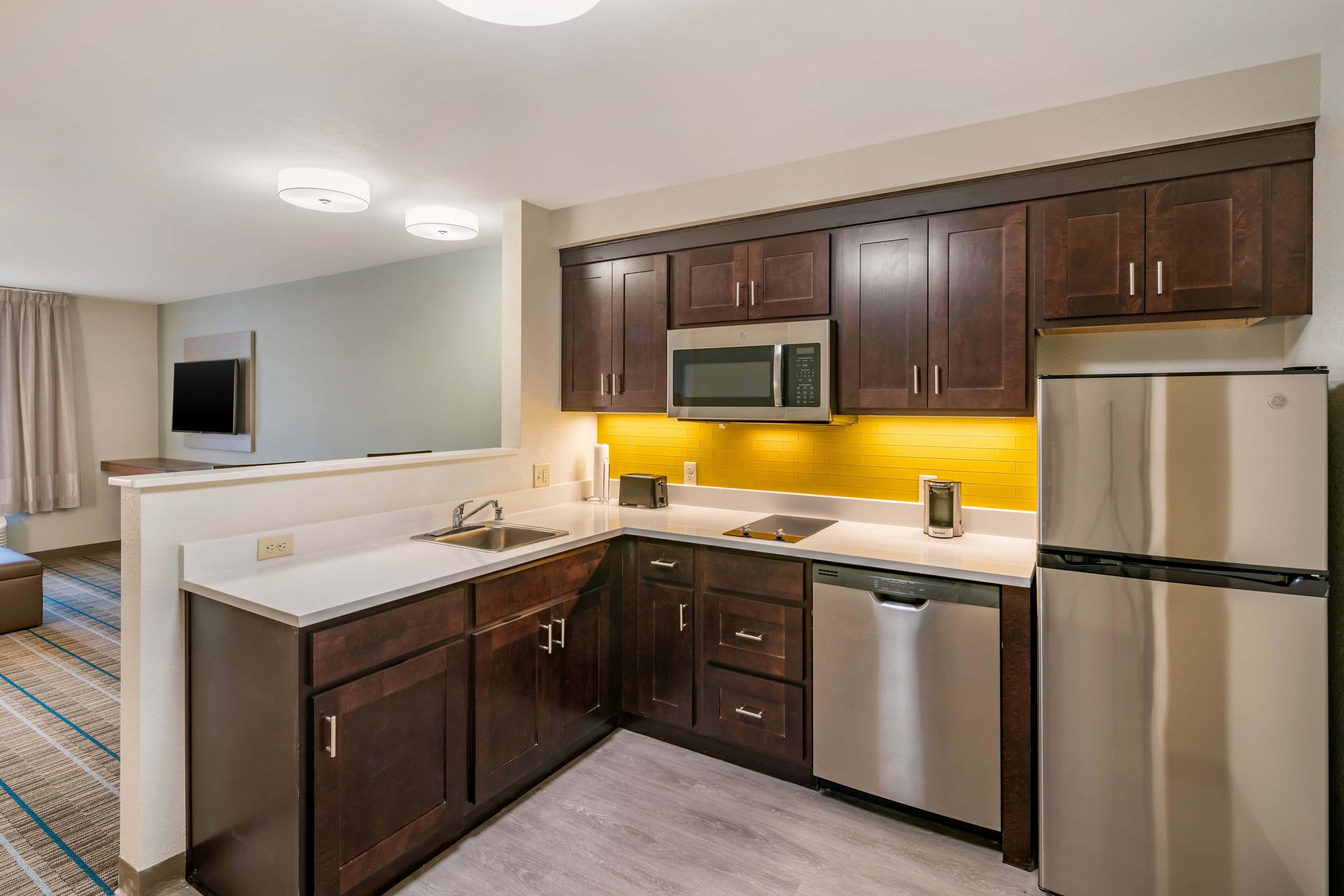 MainStay Suites Spokane Airport - Image 1