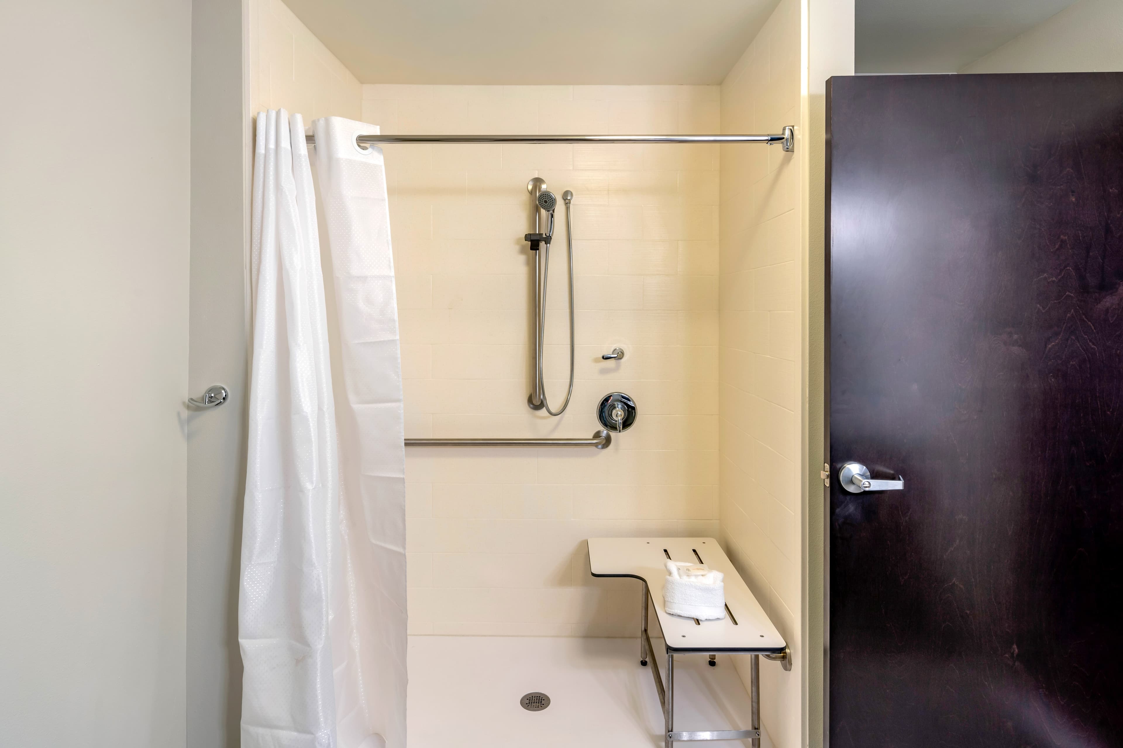 MainStay Suites Spokane Airport — 6