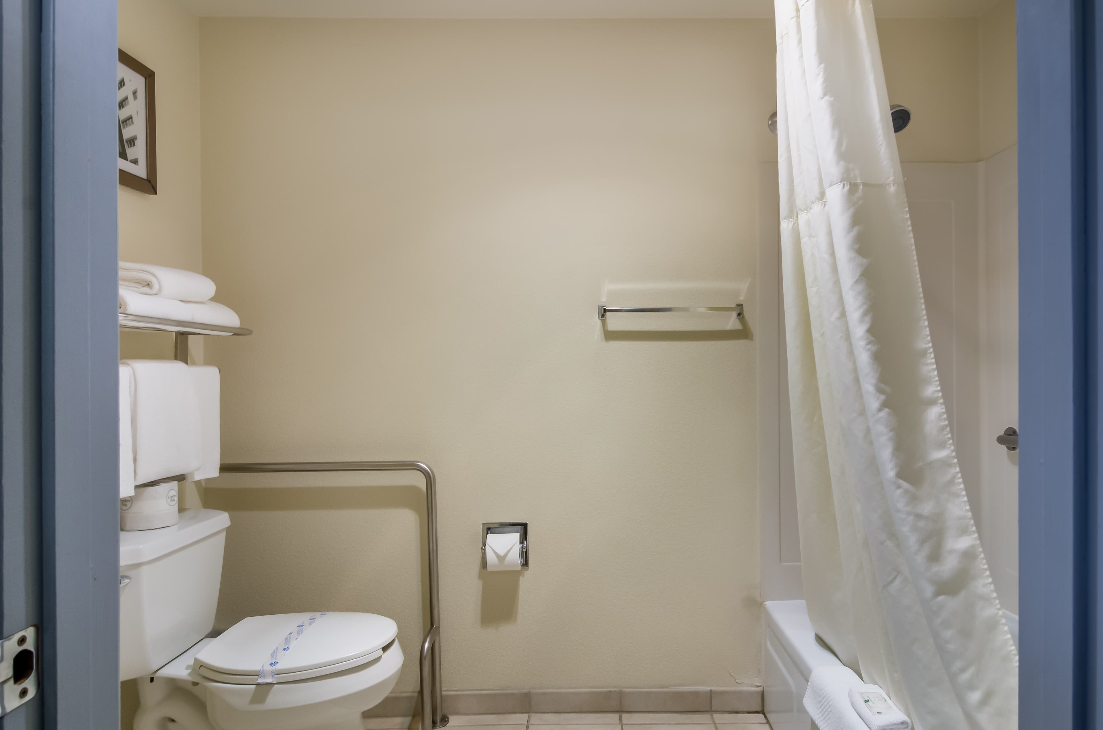 Quality Inn & Suites Silverdale Bangor-Keyport — 9