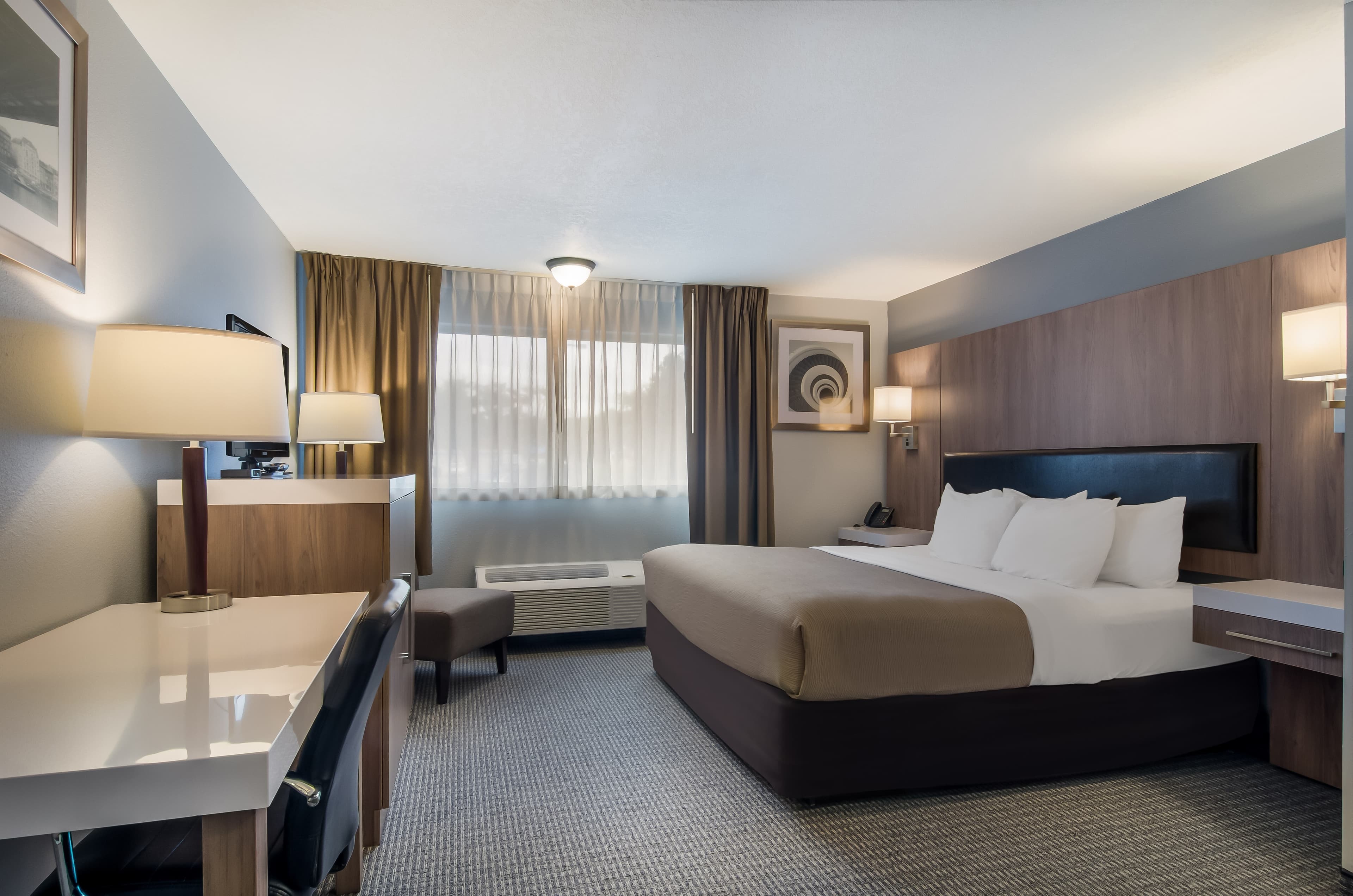 Quality Inn & Suites Silverdale Bangor-Keyport — 17