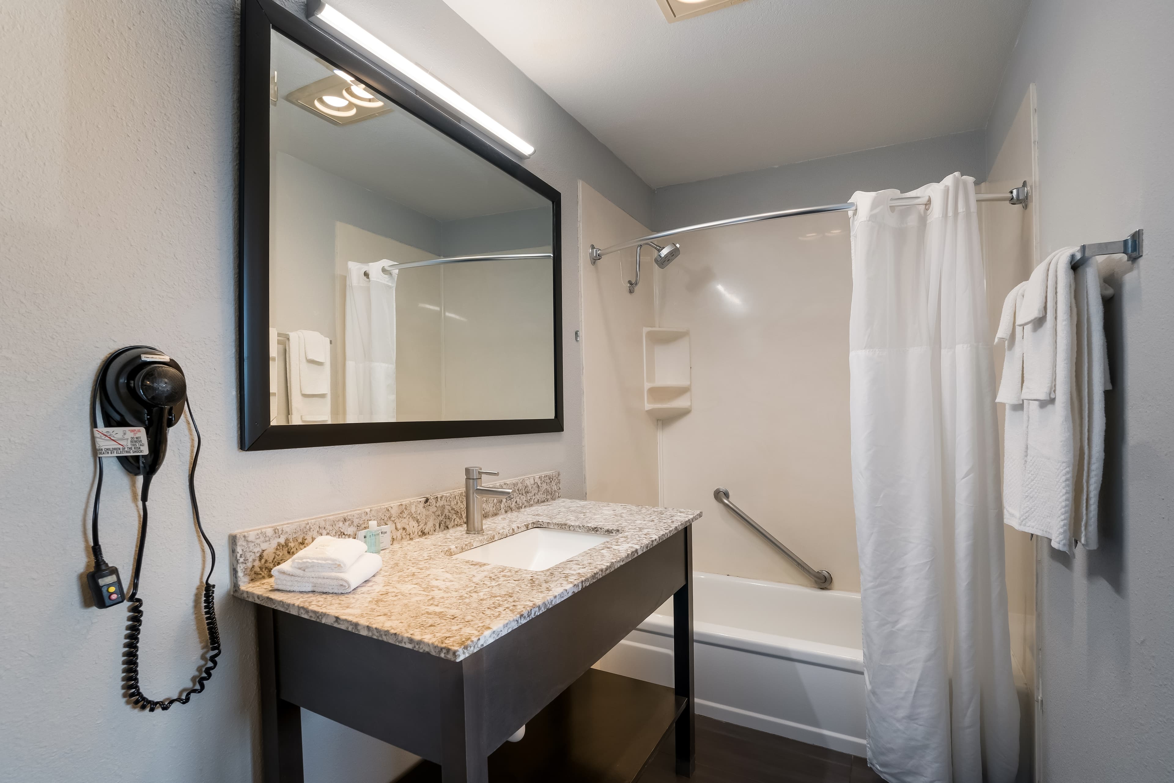 Richland Riverfront Hotel and Conference Center, an Ascend Collection Hotel — 18
