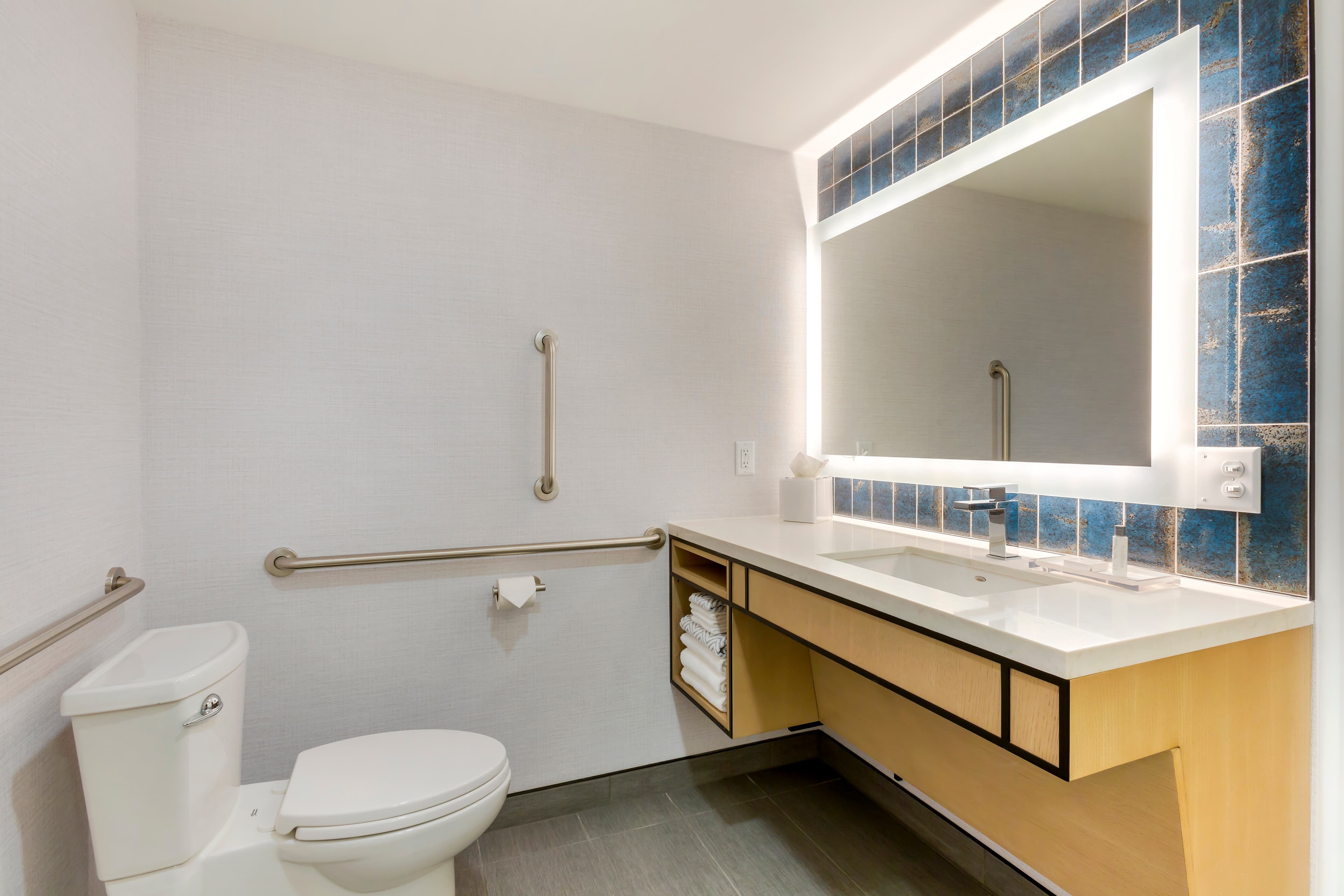 Cambria Hotel Spokane Airport — 11