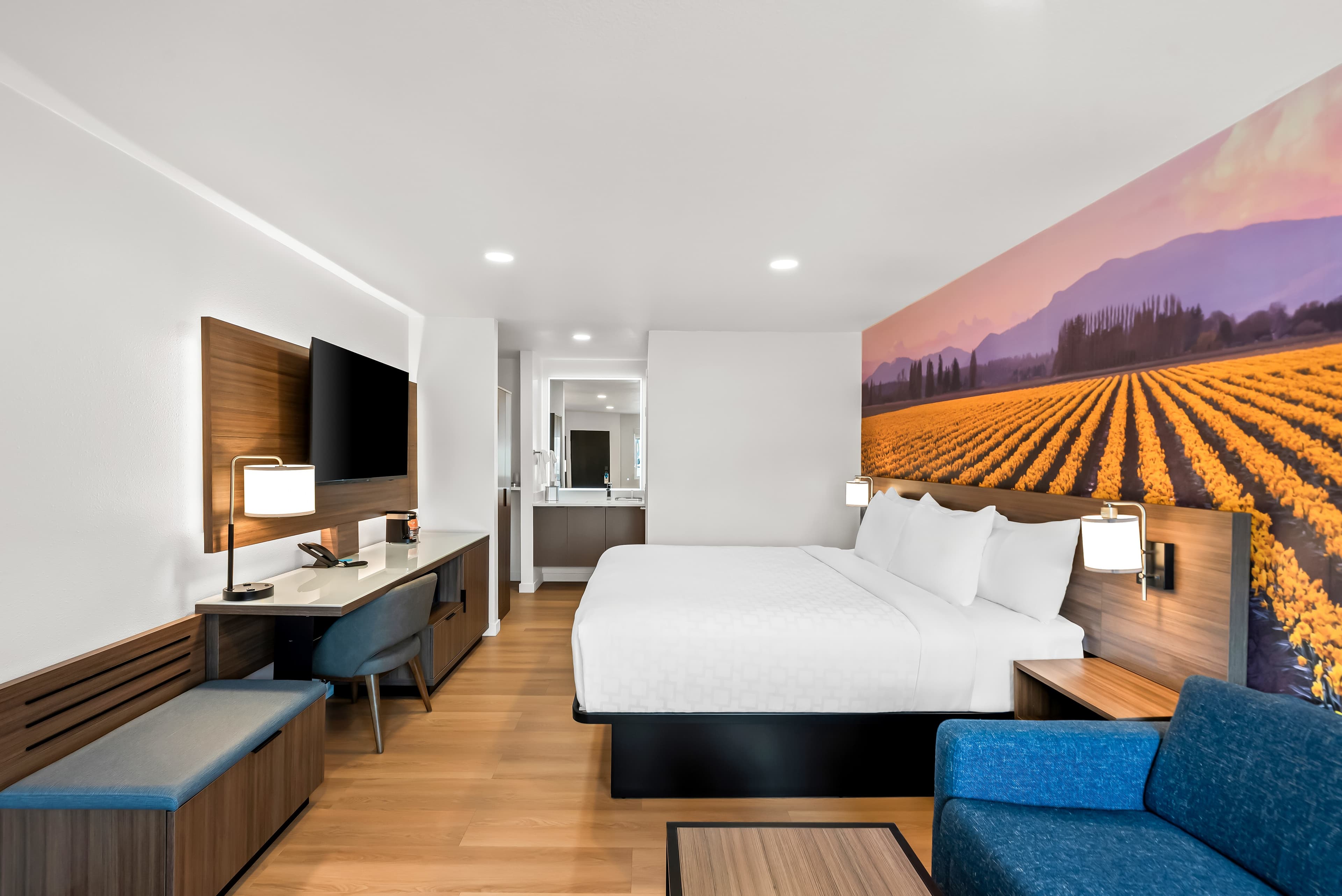 Clarion Pointe Mount Vernon - Burlington — 13
