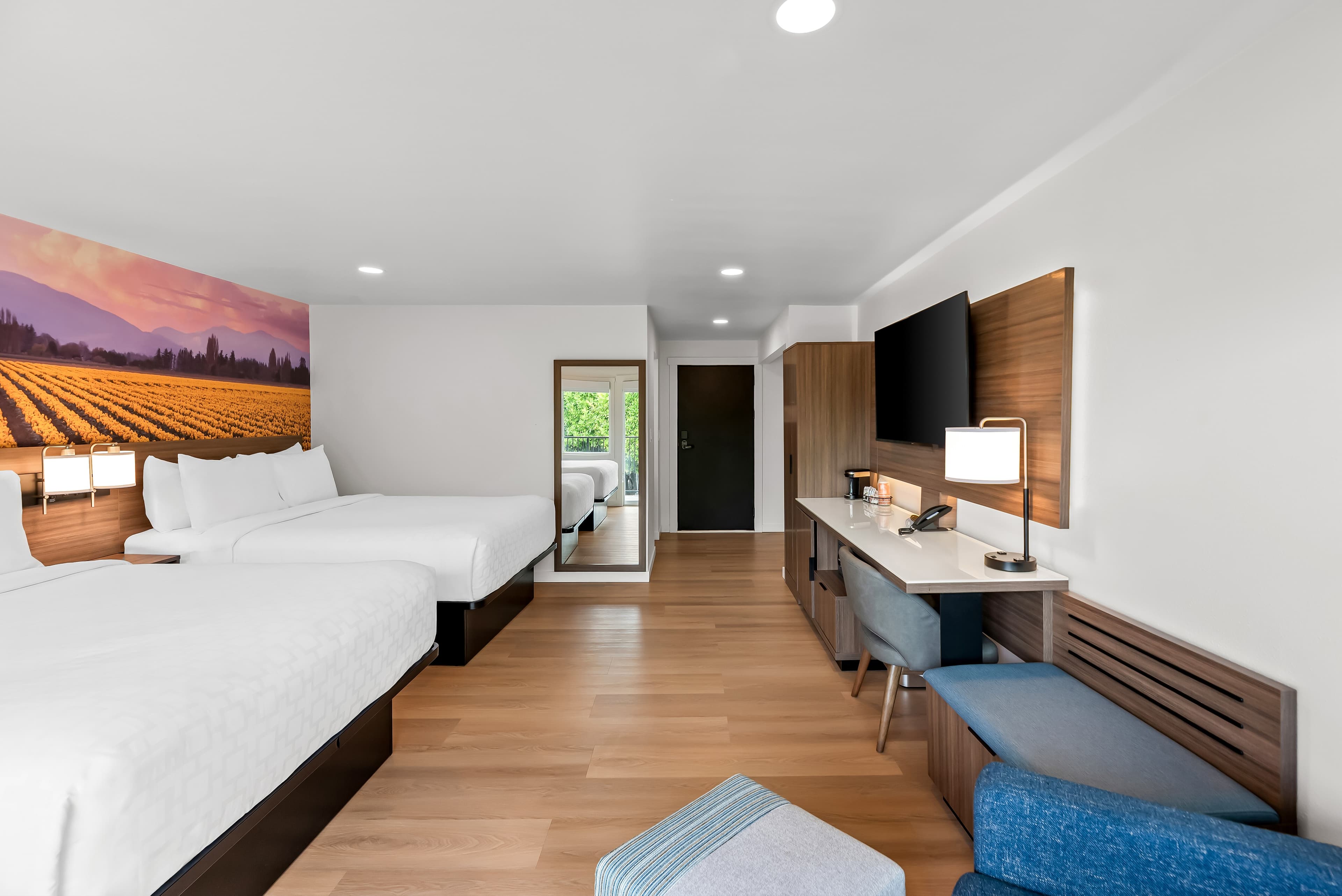 Clarion Pointe Mount Vernon - Burlington — 23