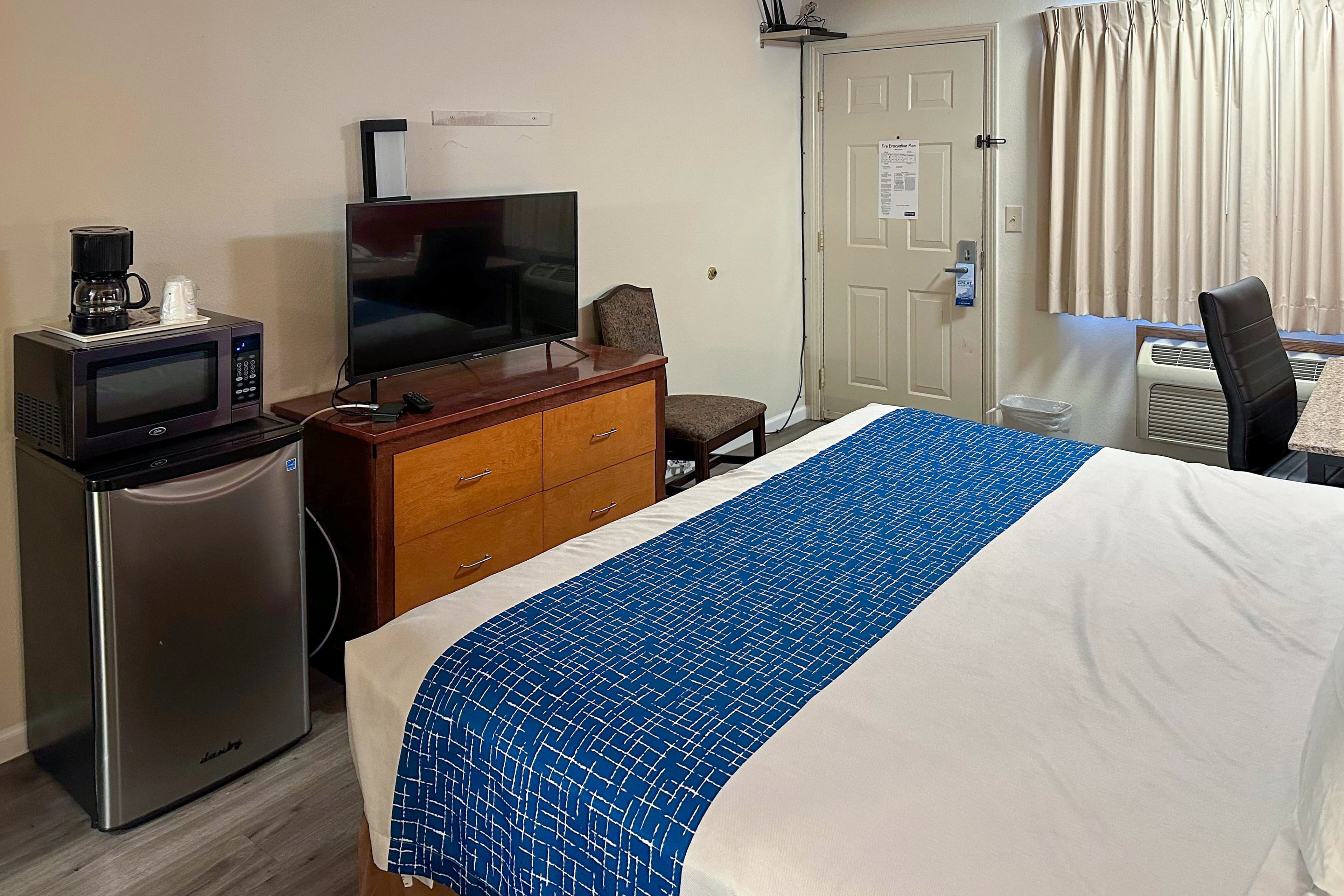 Econo Lodge Edmonds North Seattle — 26