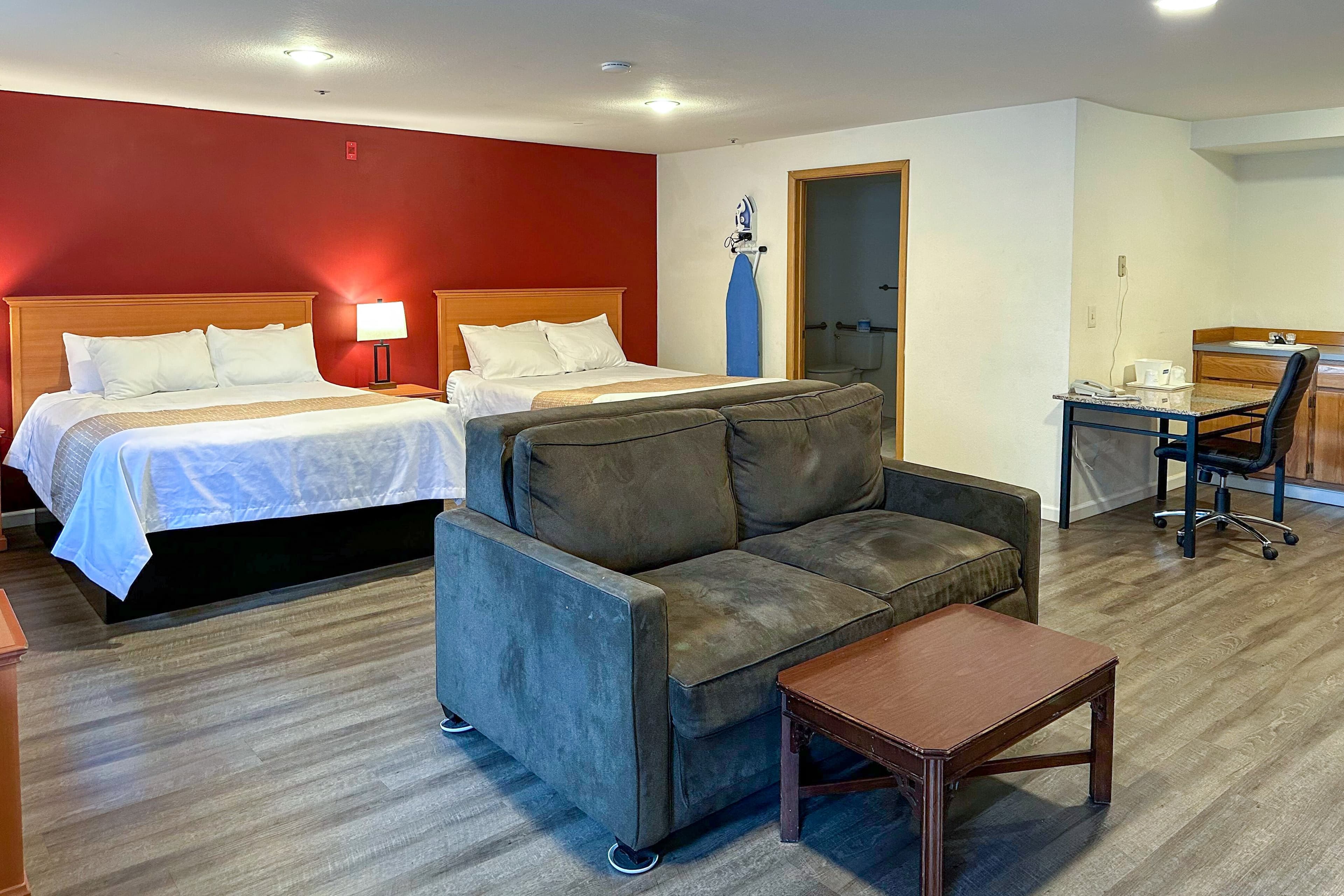 Econo Lodge Edmonds North Seattle — 28