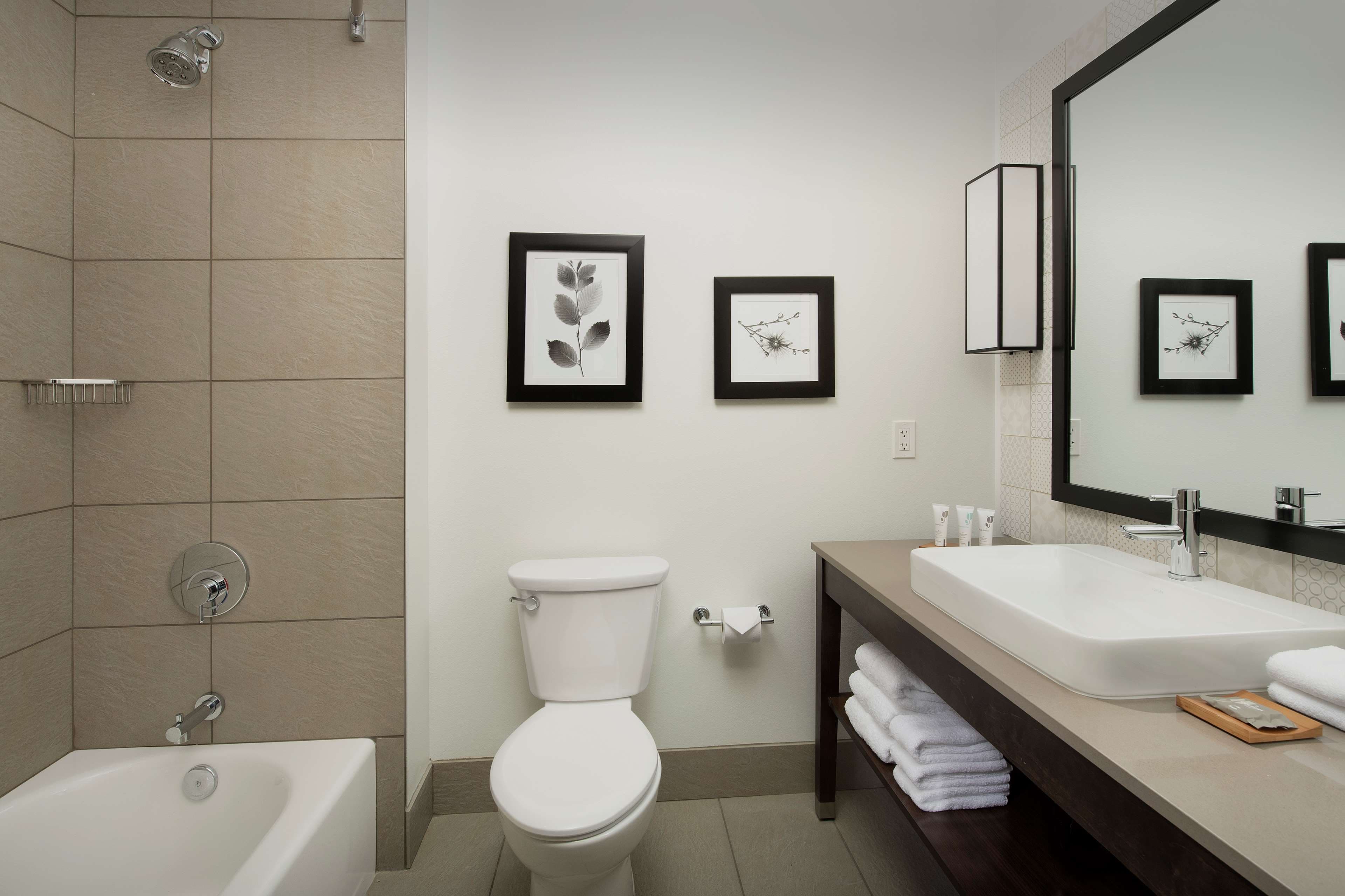 Country Inn & Suites by Radisson, Seattle-Tacoma International Airport, WA — 30