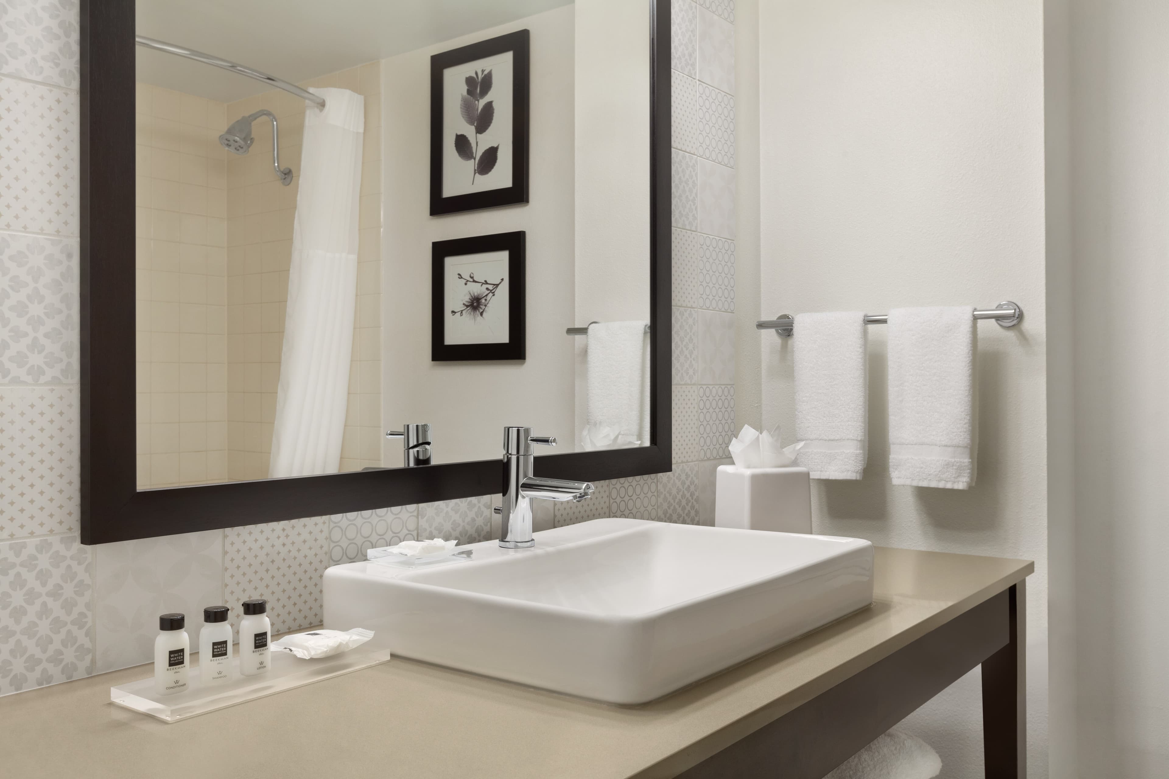 Country Inn & Suites by Radisson, Seattle-Bothell, WA — 20