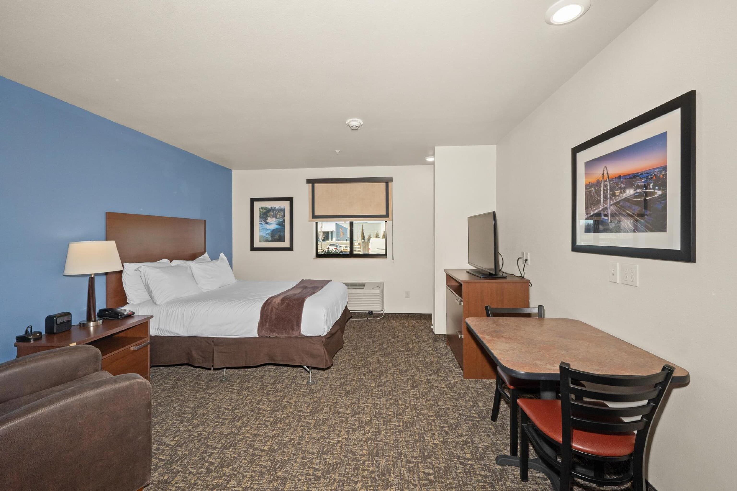 MainStay Suites Spokane Valley - Image 5