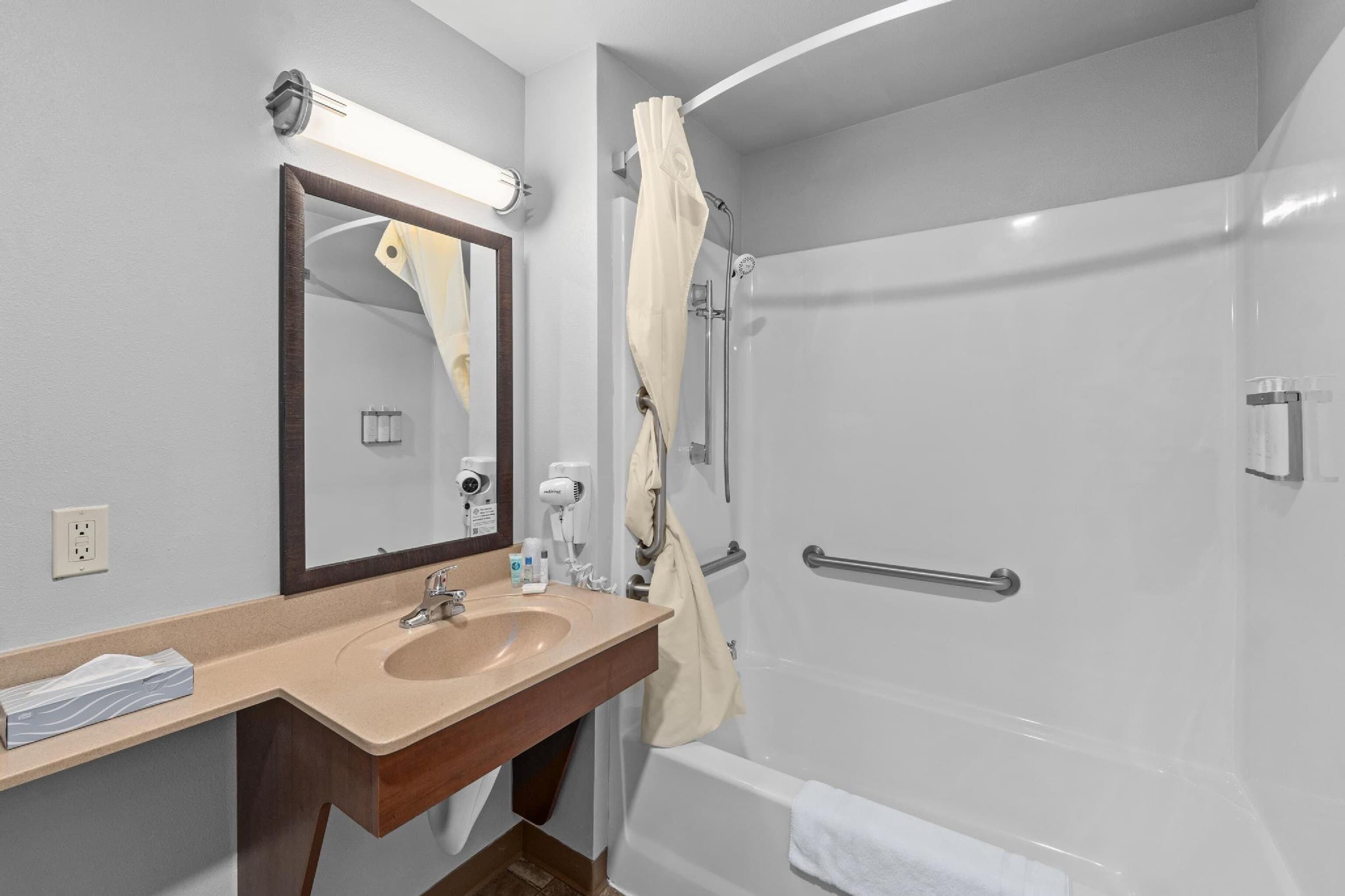 MainStay Suites Spokane Valley — 6