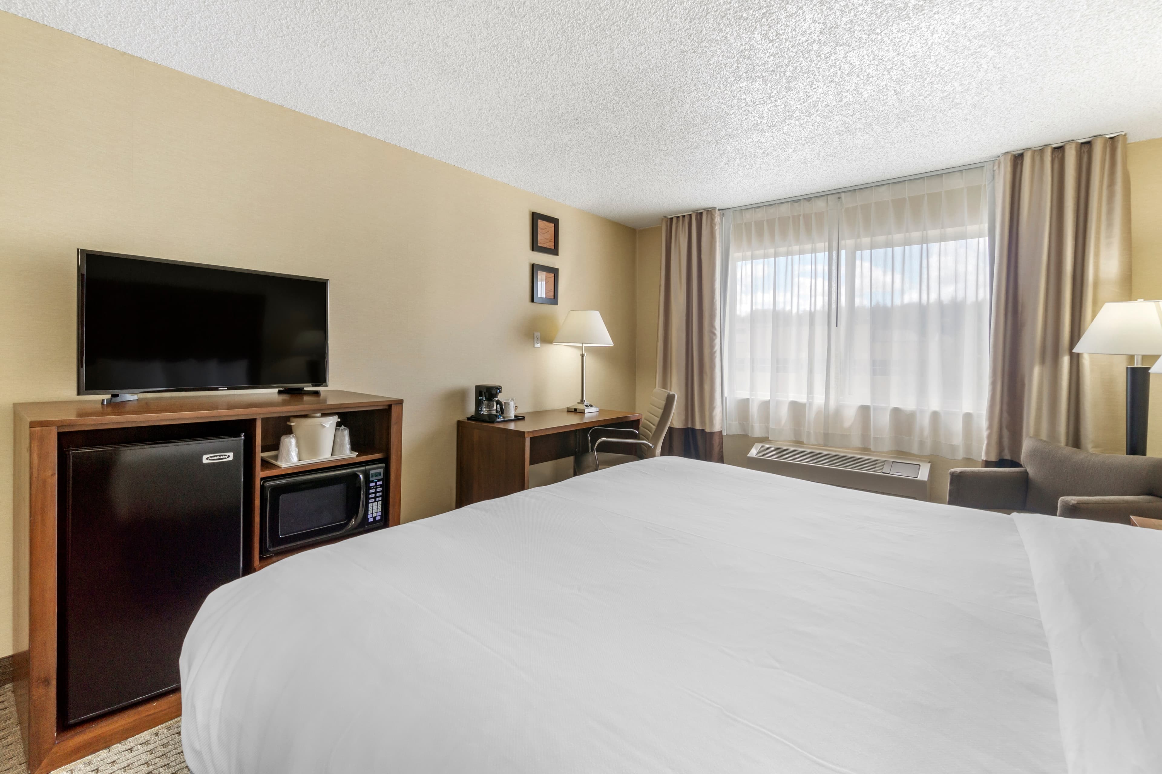 Comfort Inn & Suites Bothell - Seattle North — 10