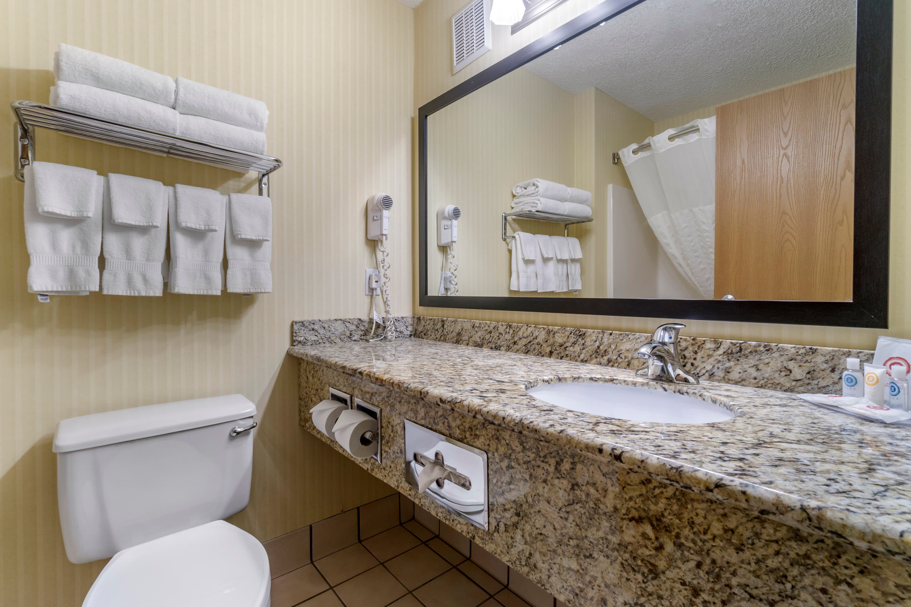 Comfort Inn & Suites Bothell - Seattle North — 24