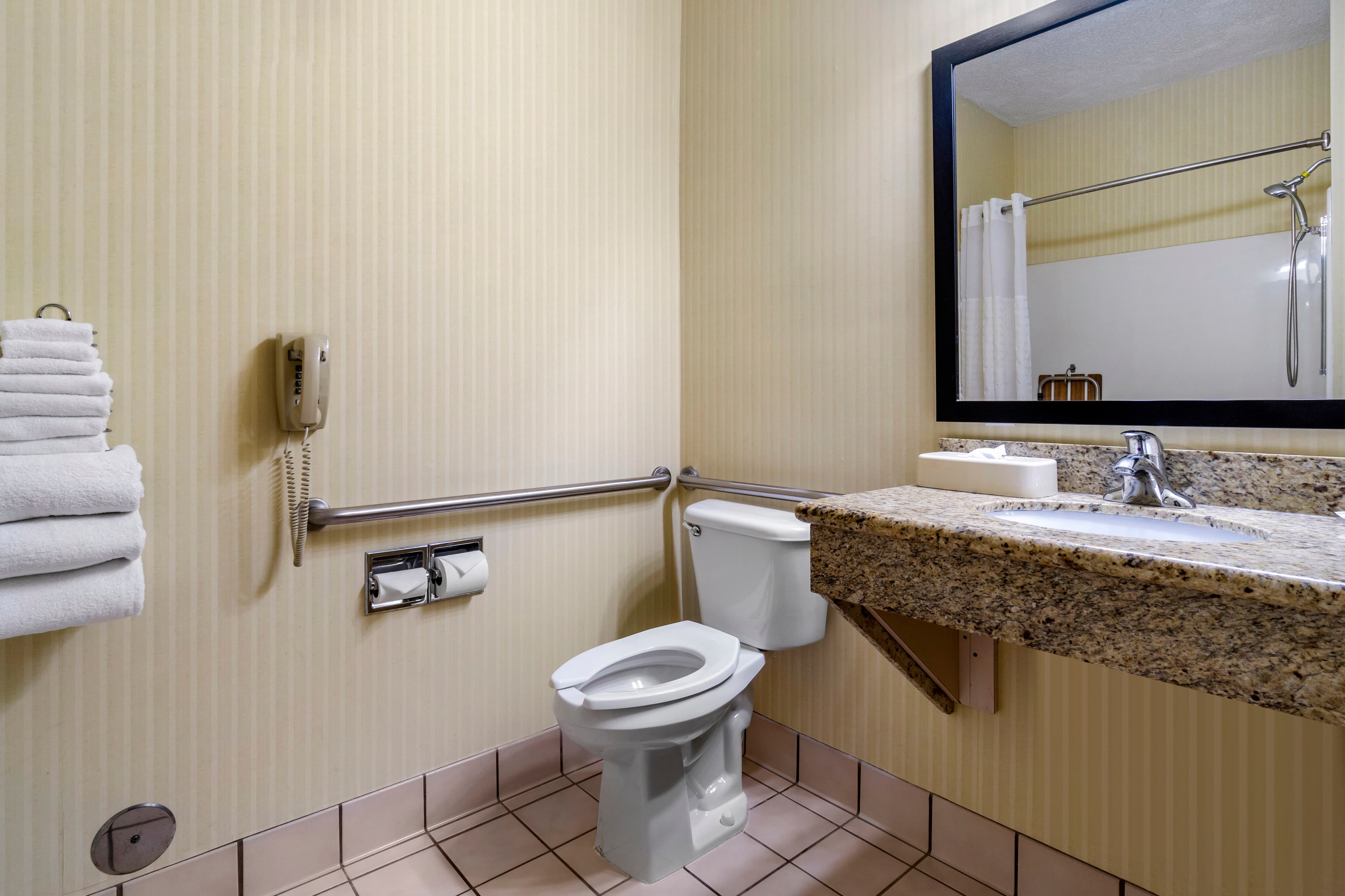 Comfort Inn & Suites Bothell - Seattle North - Image 3