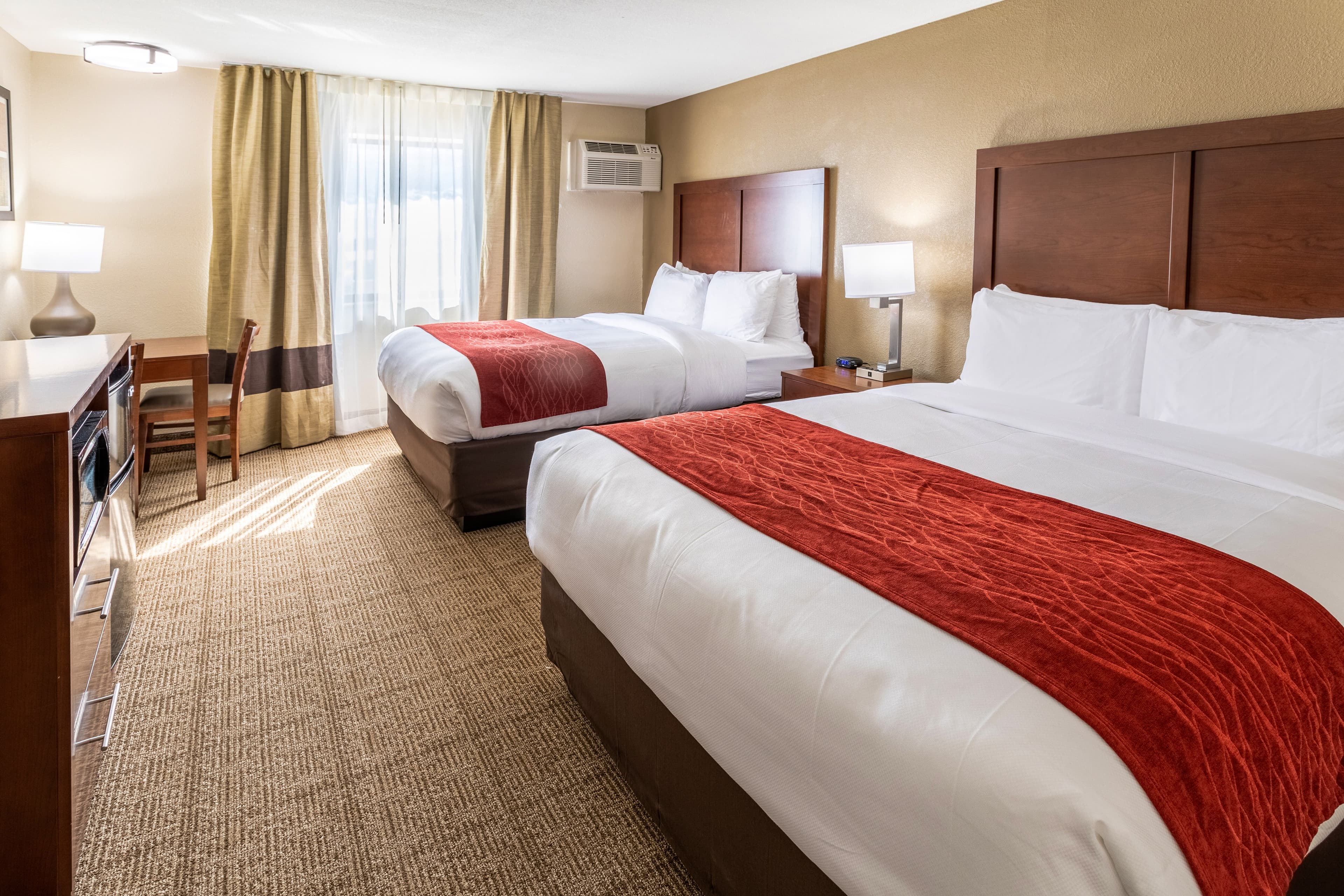 Comfort Inn Waukesha - Milwaukee West — 6