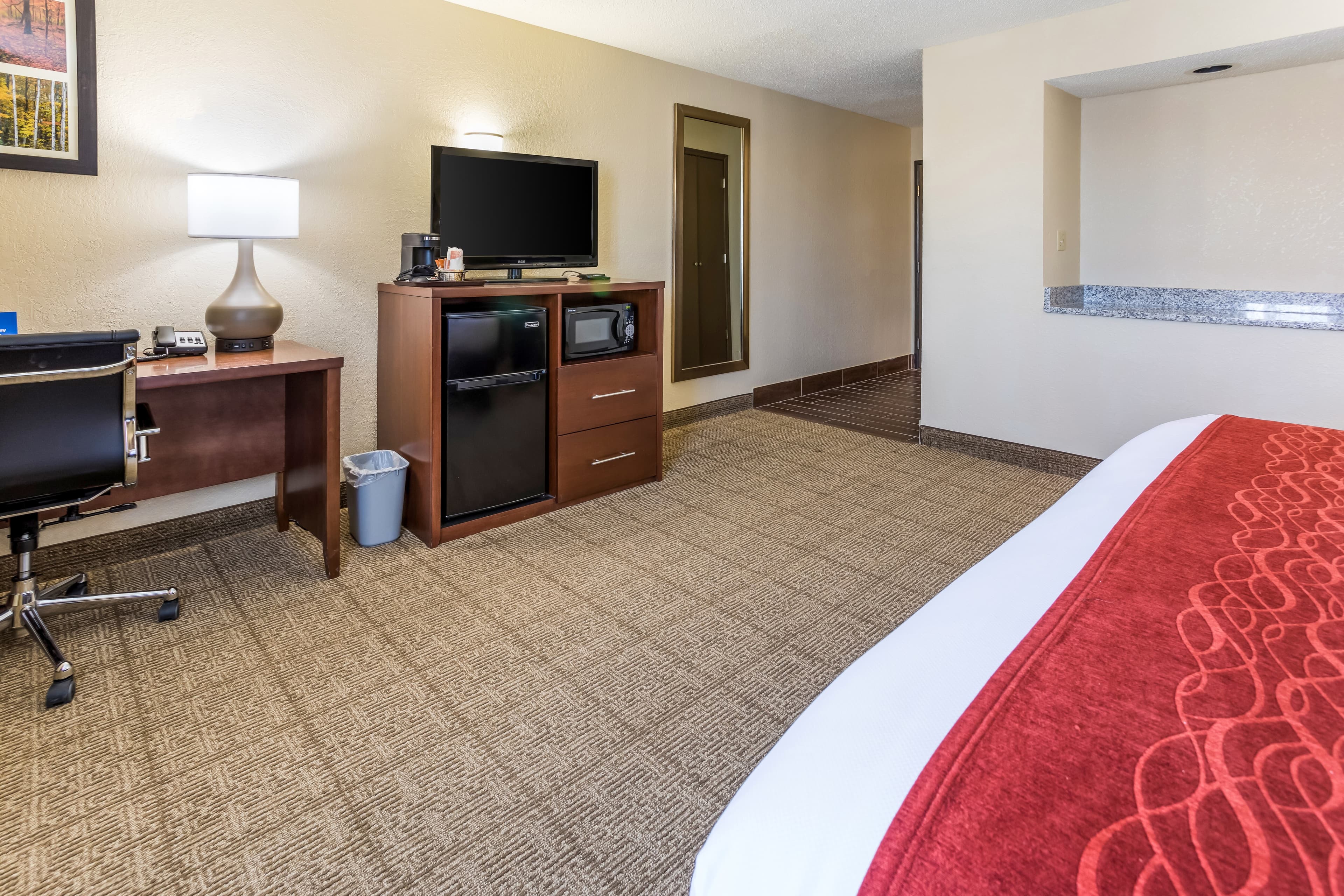 Comfort Inn Waukesha - Milwaukee West — 11