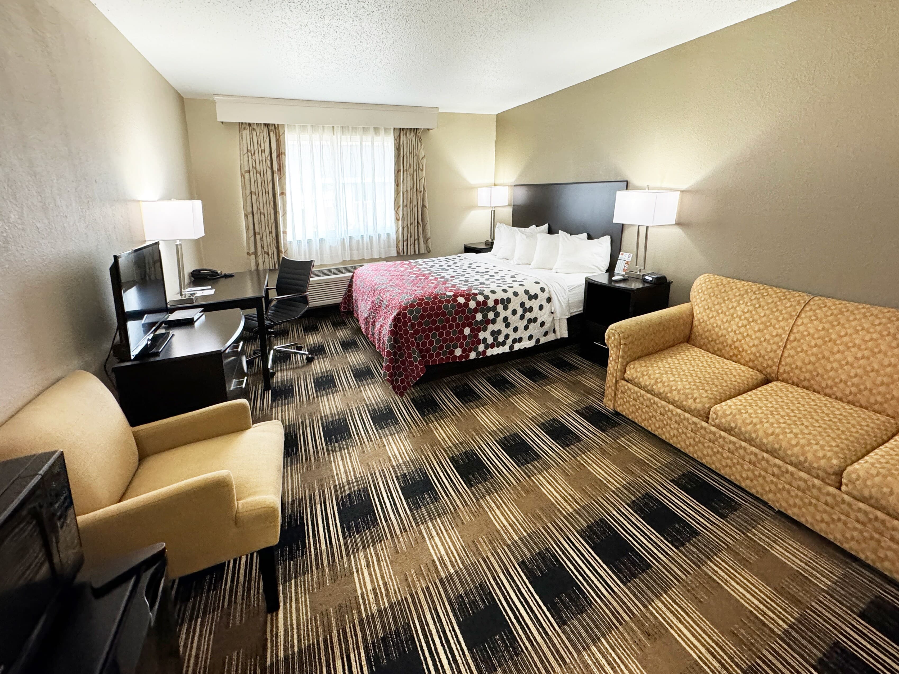 Econo Lodge Wausau - Rothschild - Image 2