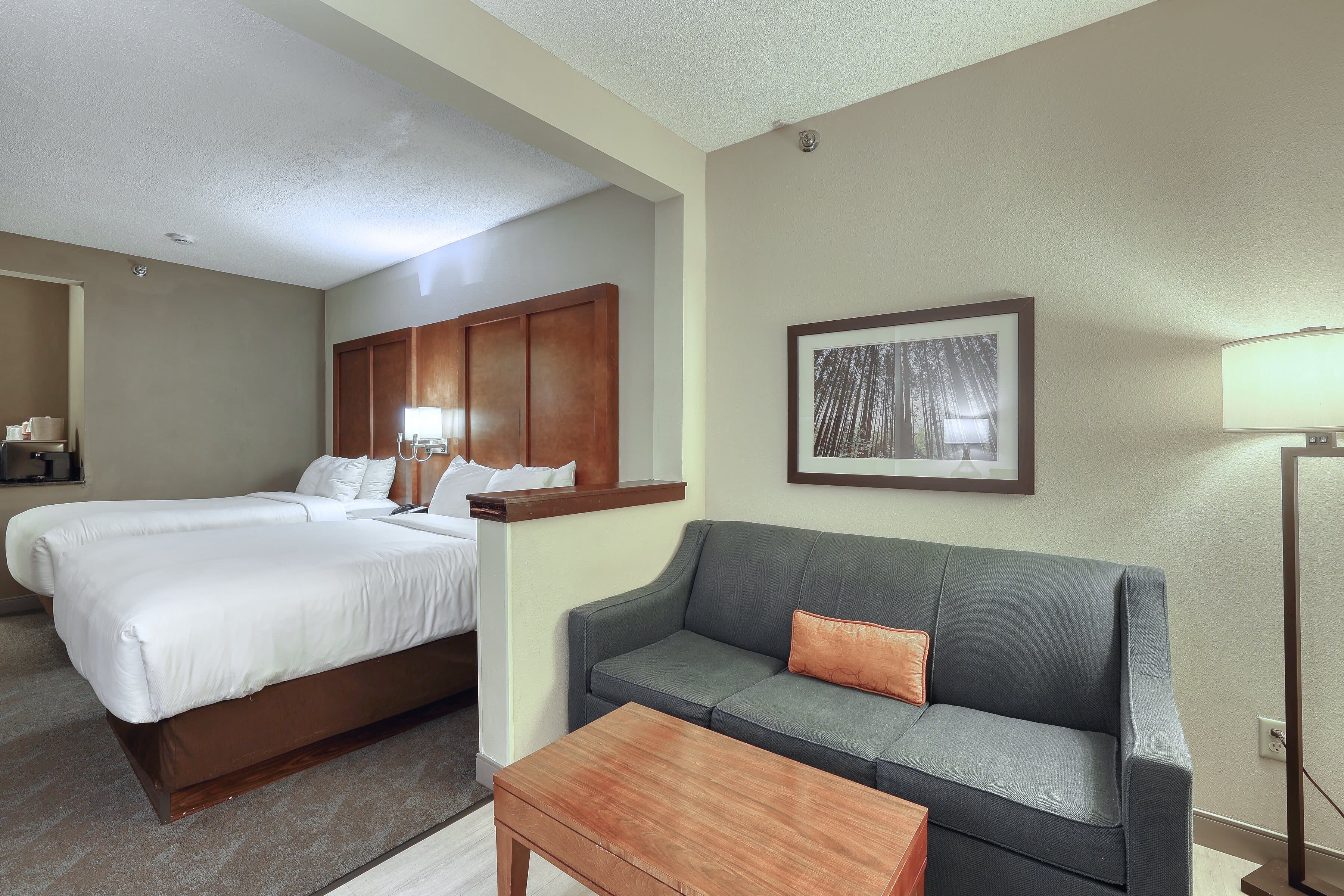 Comfort Suites Appleton Airport — 6