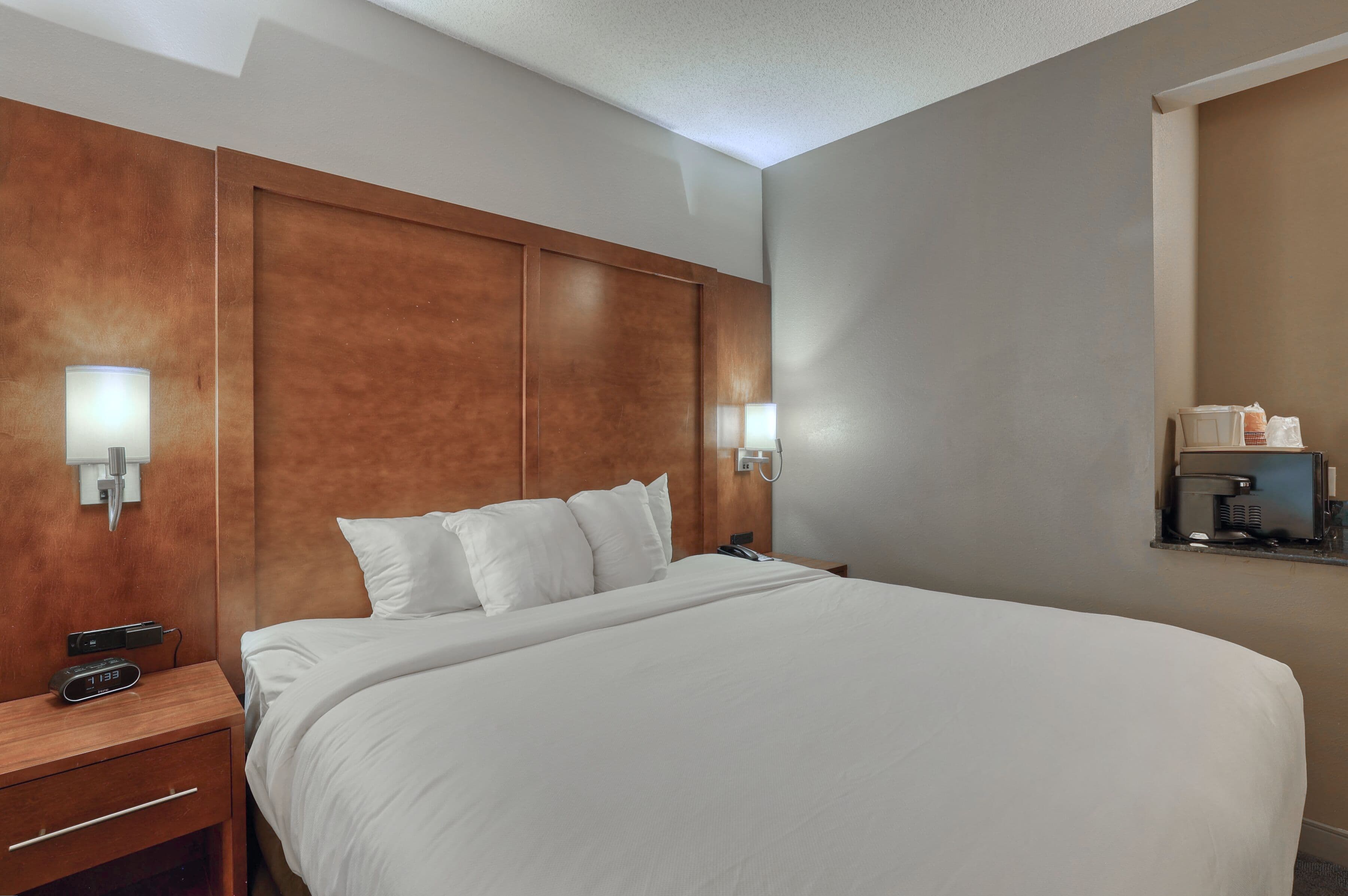Comfort Suites Appleton Airport — 19