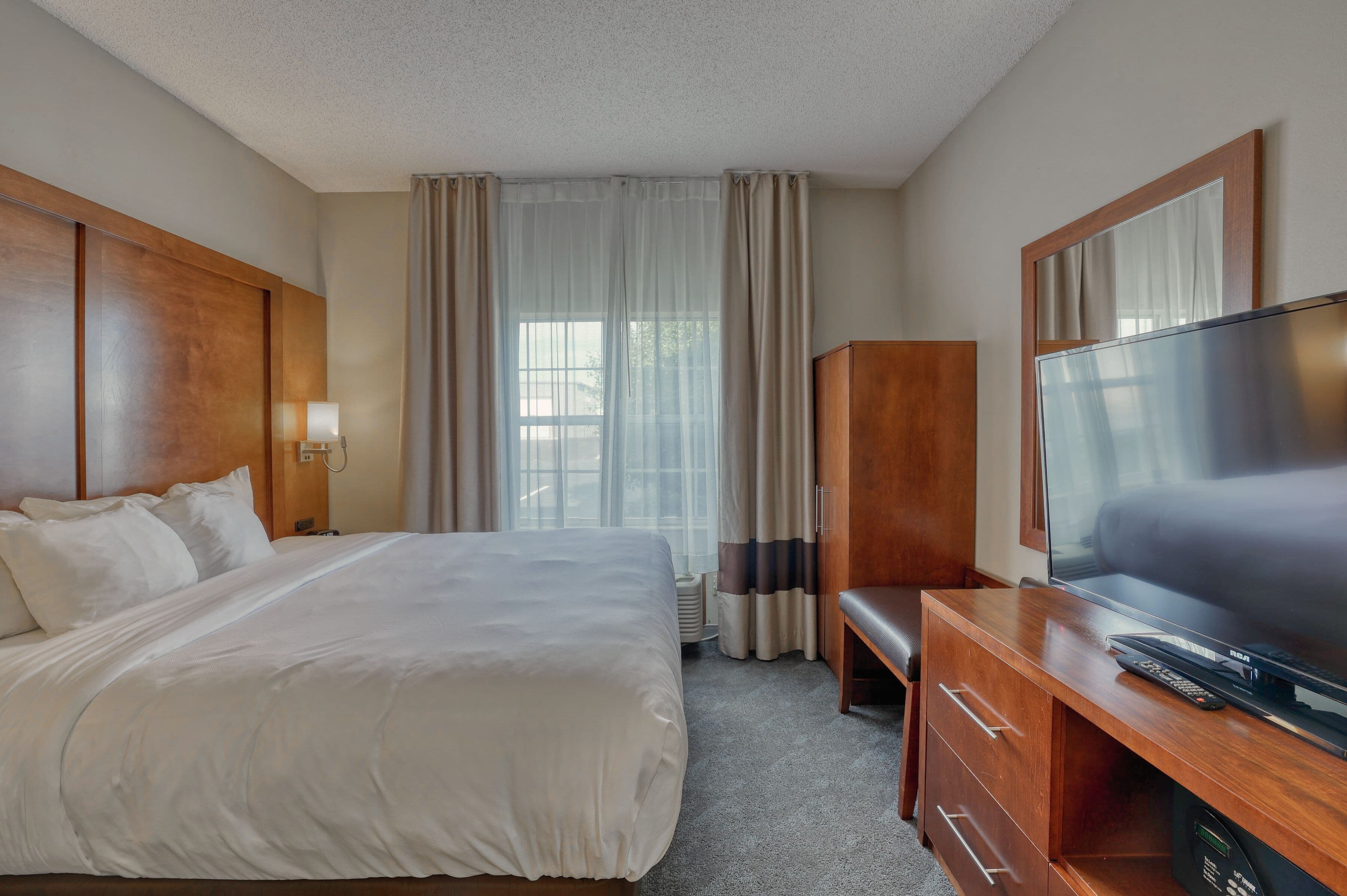 Comfort Suites Appleton Airport — 16