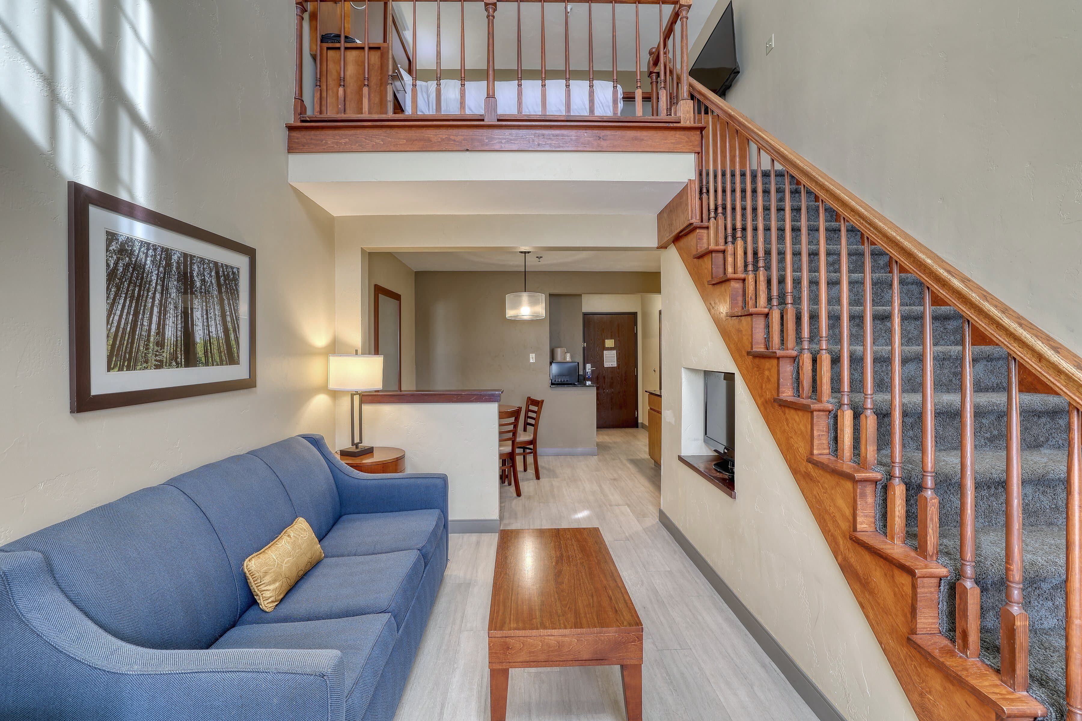Comfort Suites Appleton Airport — 33