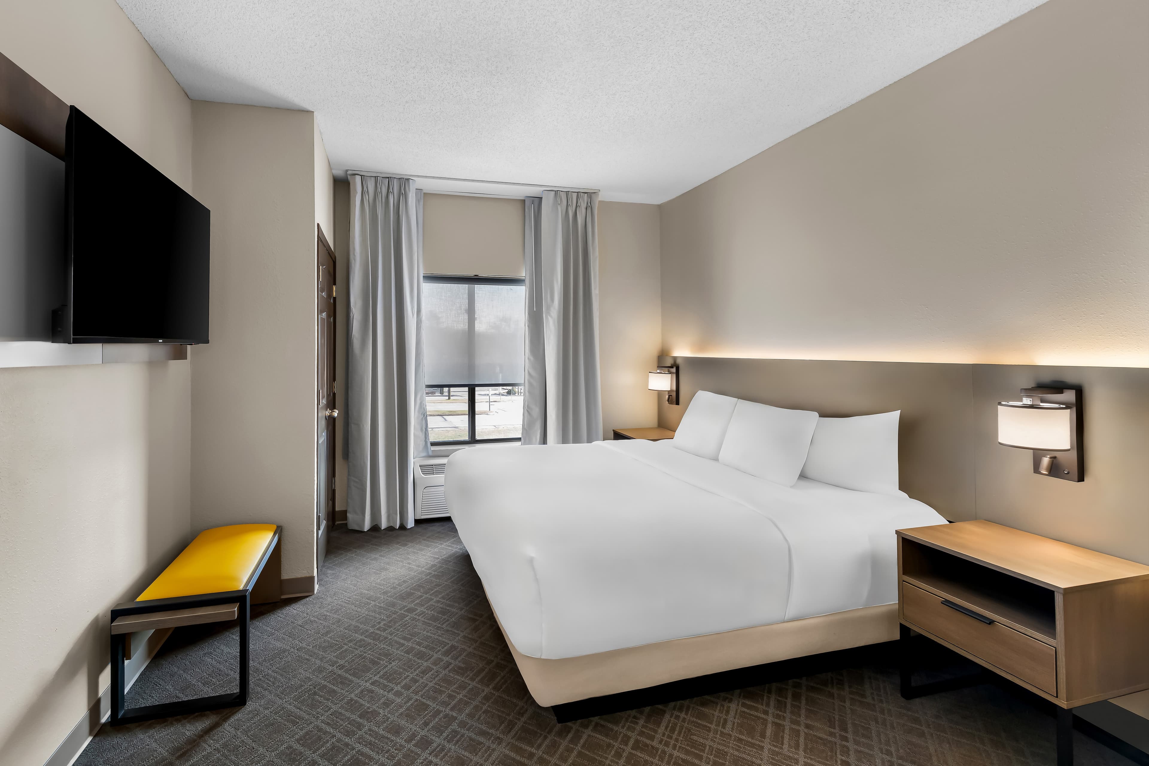Comfort Suites Stevens Point — 6
