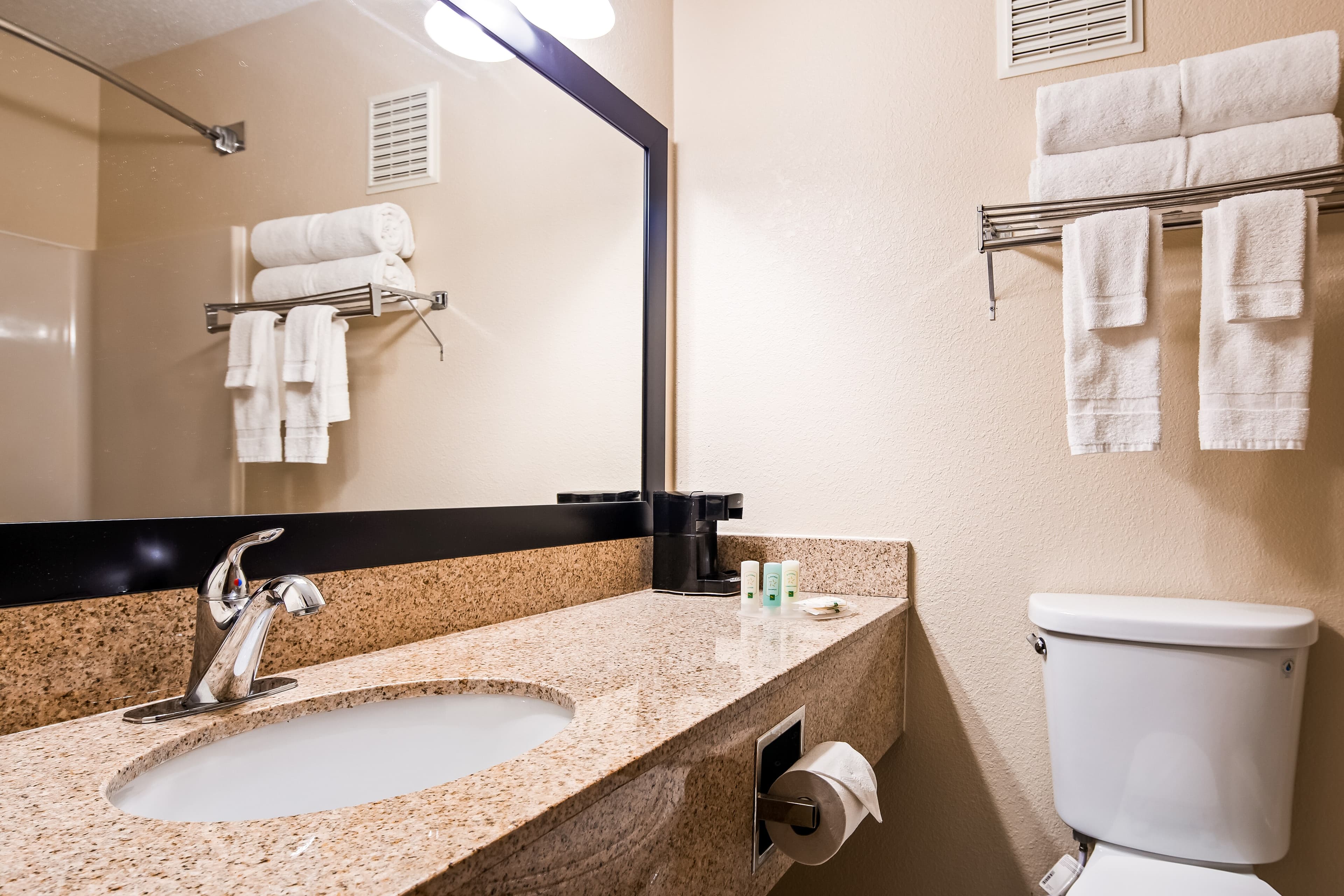 Quality Inn Tomah — 6