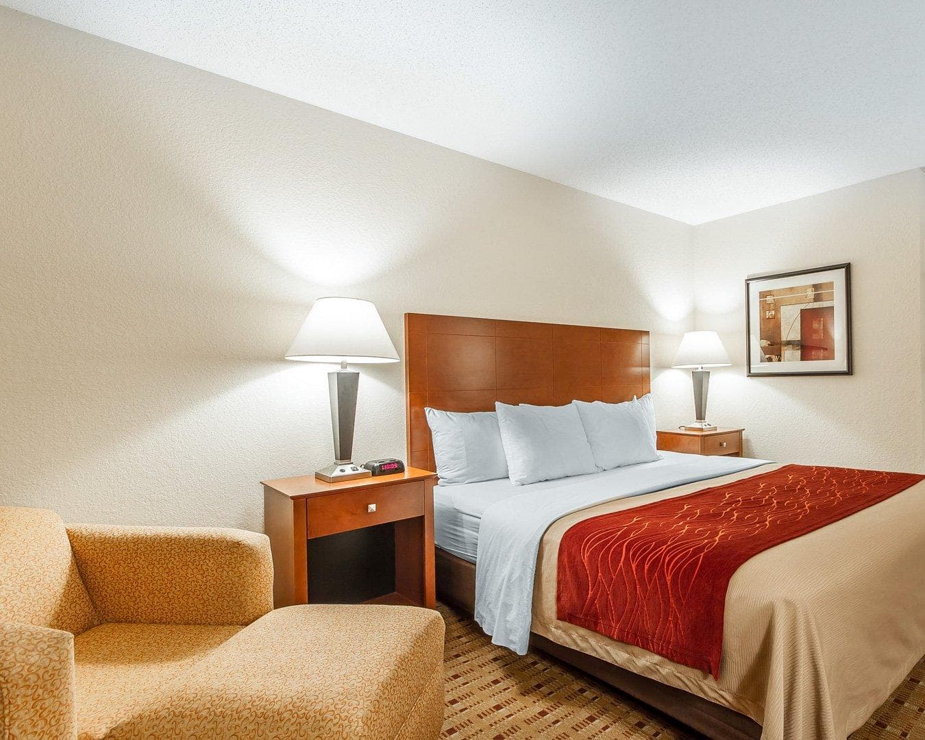 Quality Inn & Suites Eau Claire University Area — 8