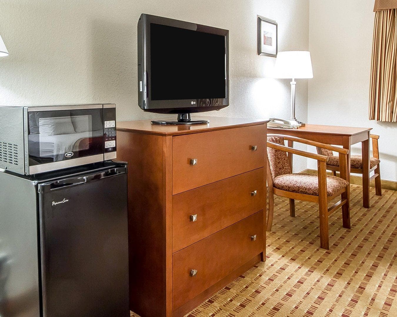 Quality Inn & Suites Eau Claire University Area — 17