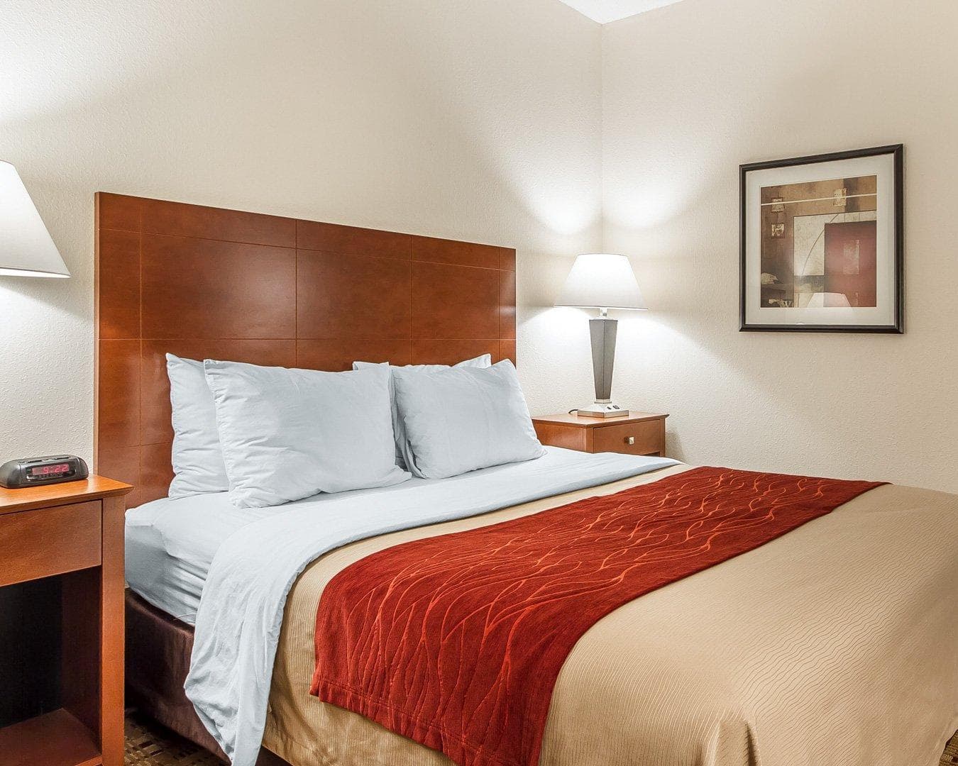 Quality Inn & Suites Eau Claire University Area - Image 4