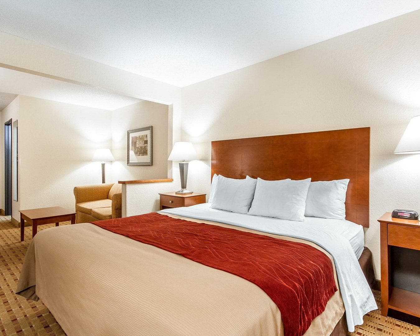 Quality Inn & Suites Eau Claire University Area - Image 1