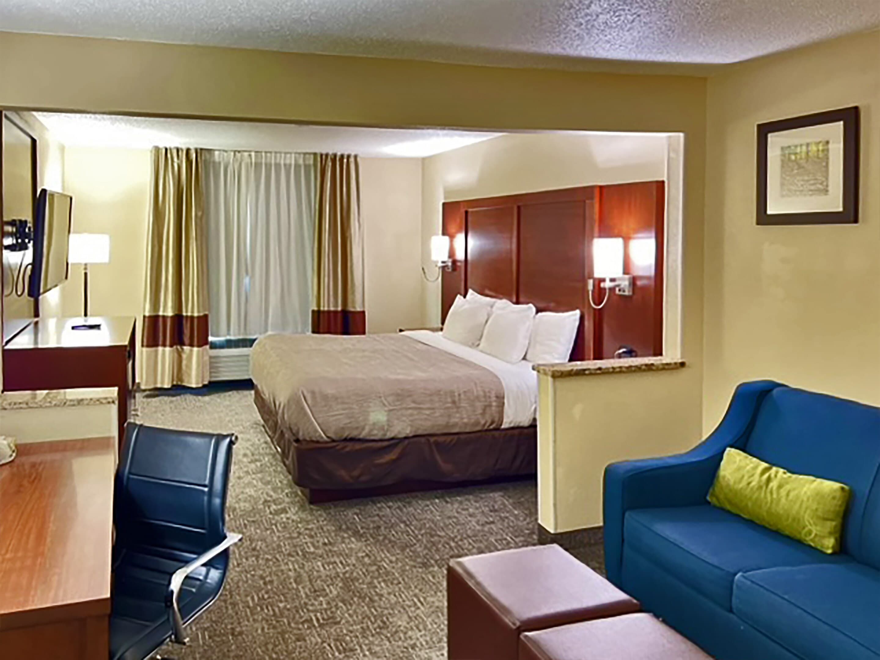 Quality Inn & Suites Green Bay  - Ashwaubenon — 6