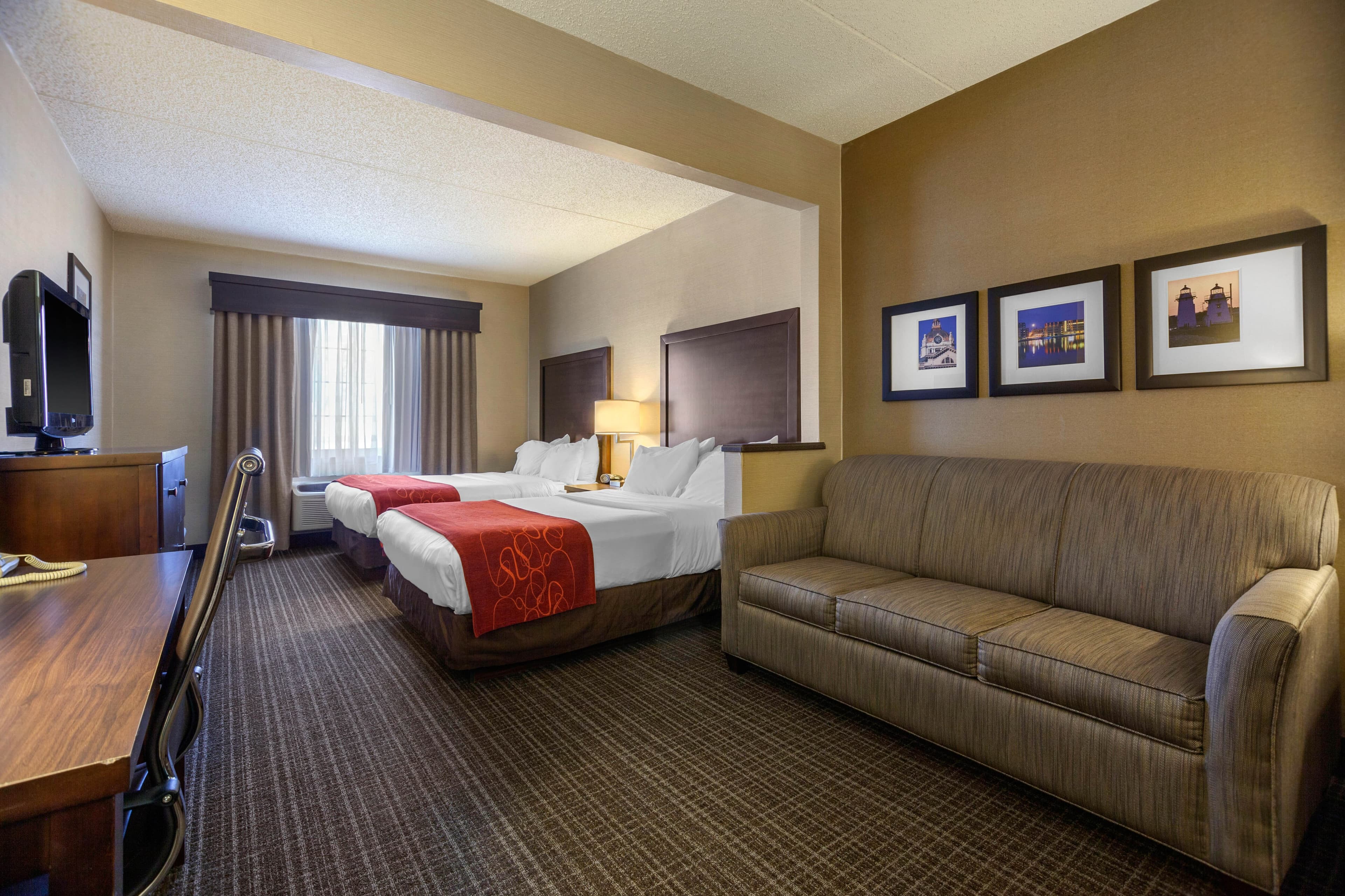 Comfort Suites Green Bay West - Image 3