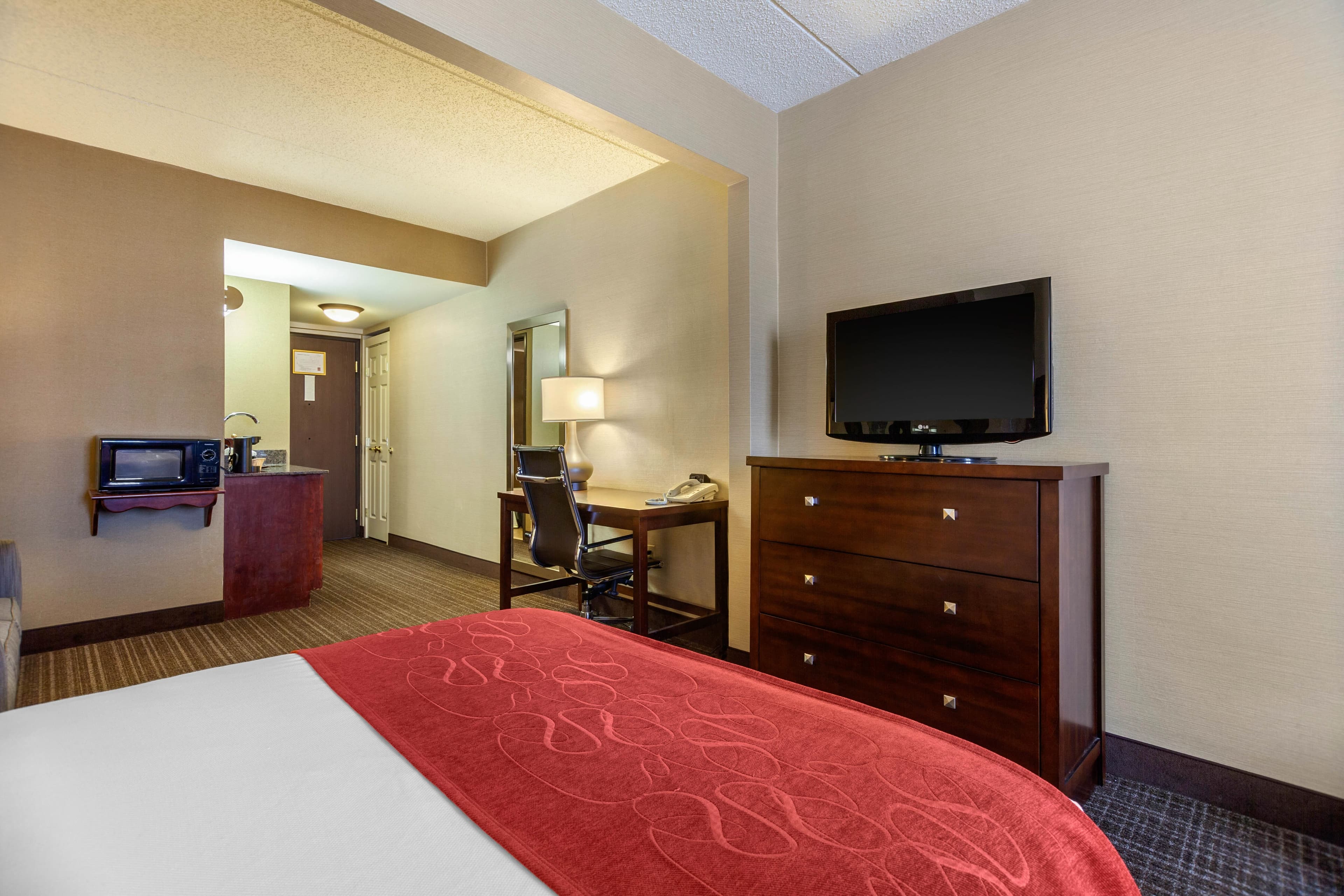 Comfort Suites Green Bay West — 6