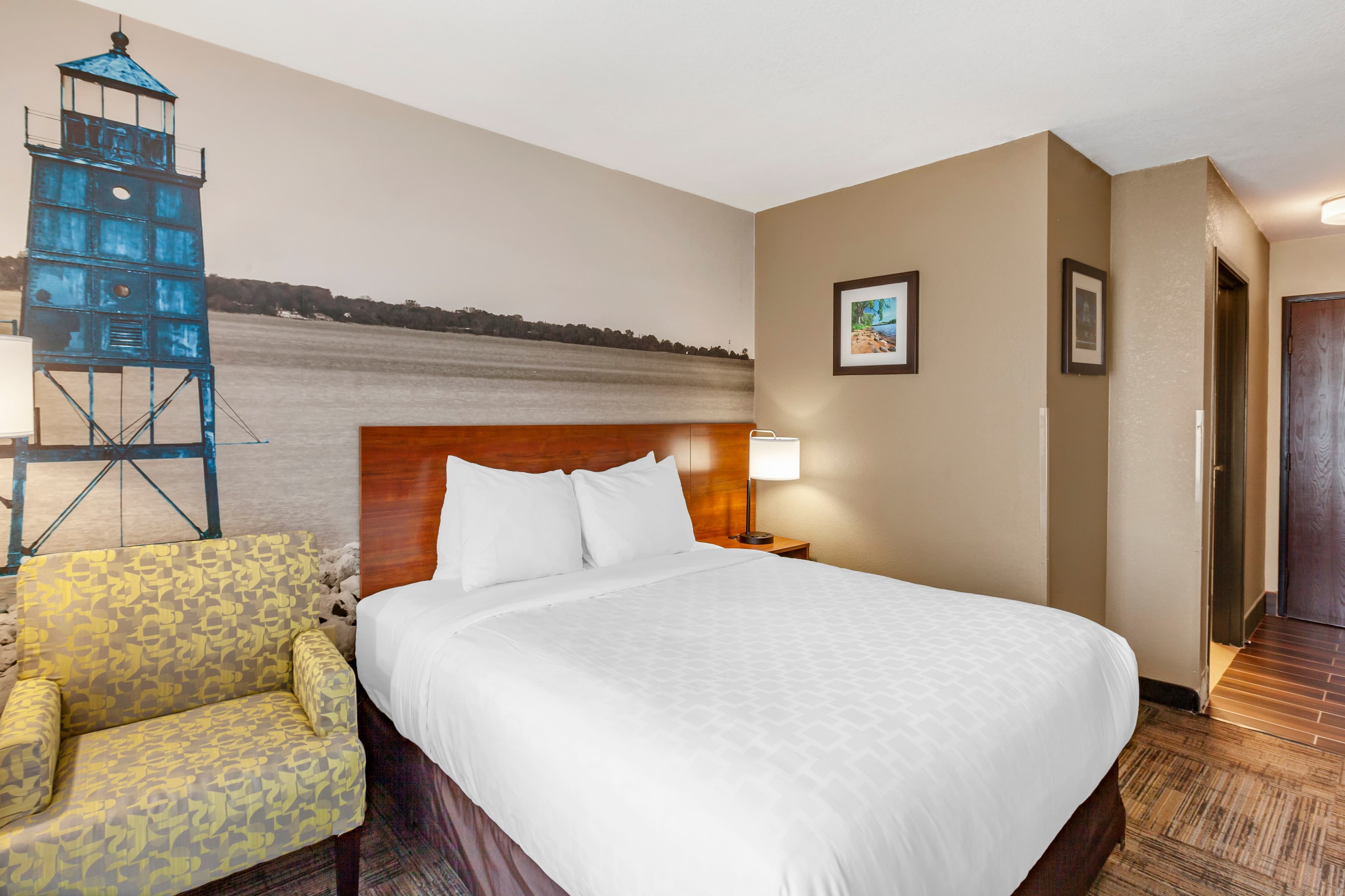 Clarion Pointe Racine - Mount Pleasant - Image 3