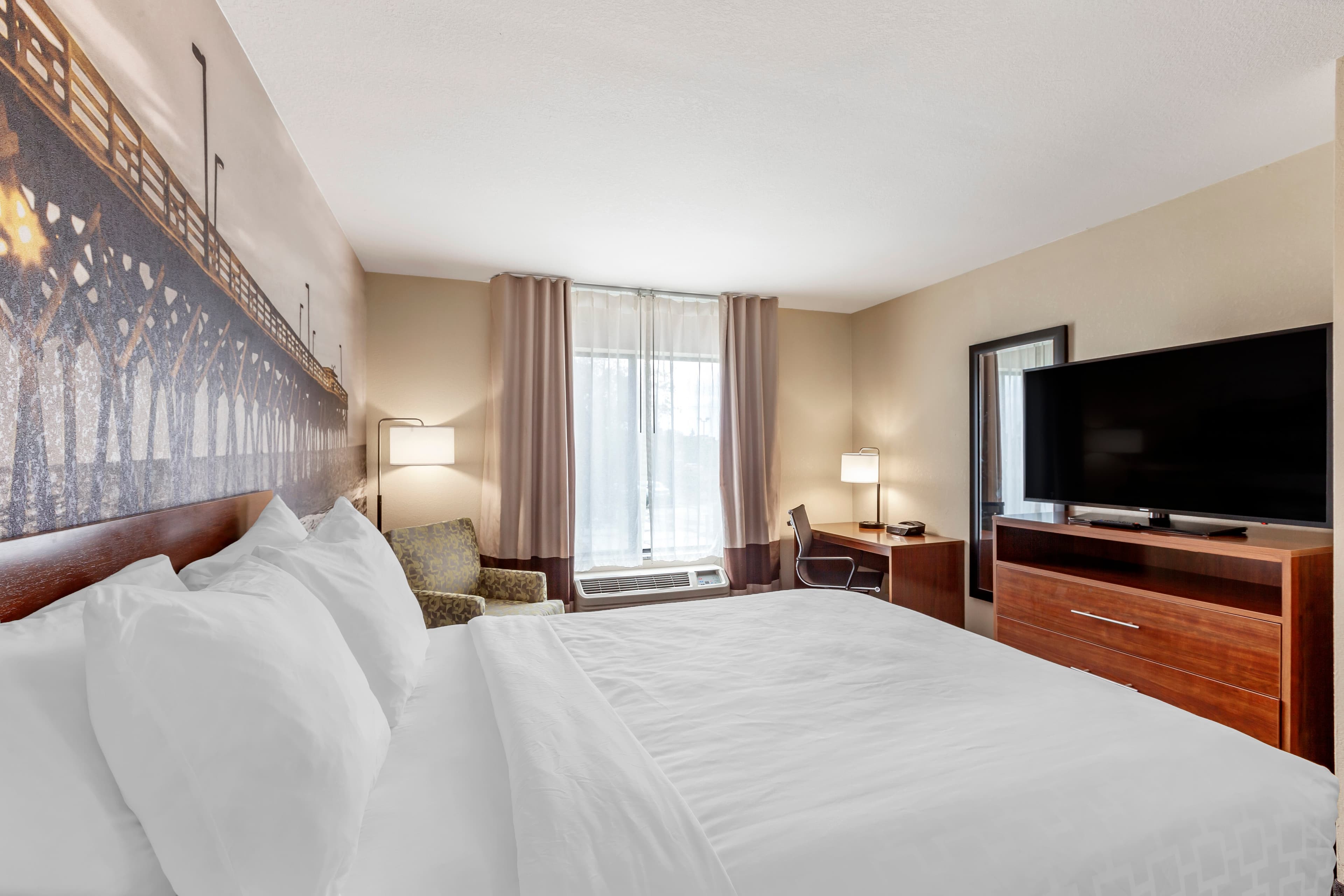 Clarion Pointe Racine - Mount Pleasant — 8