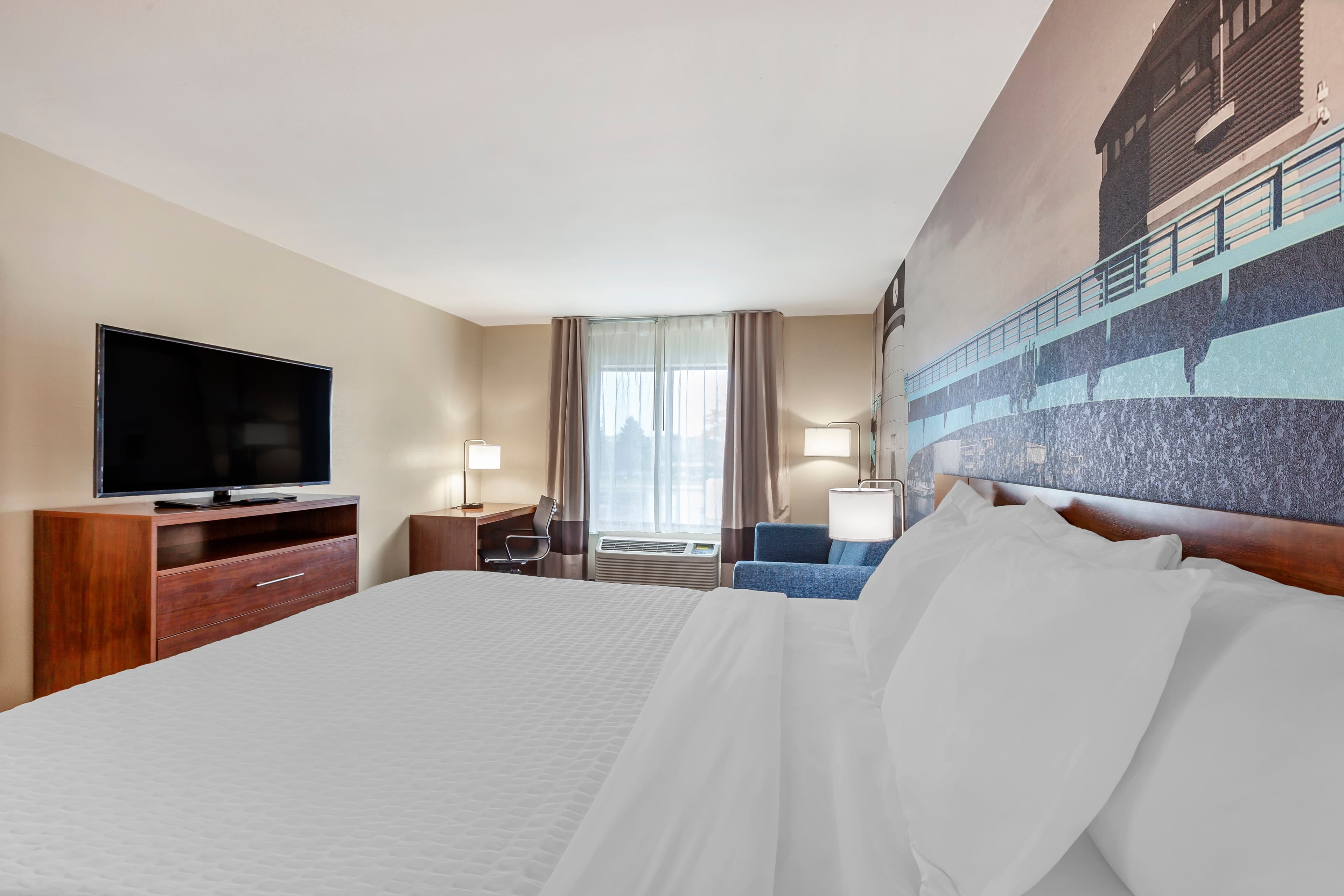 Clarion Pointe Racine - Mount Pleasant — 12