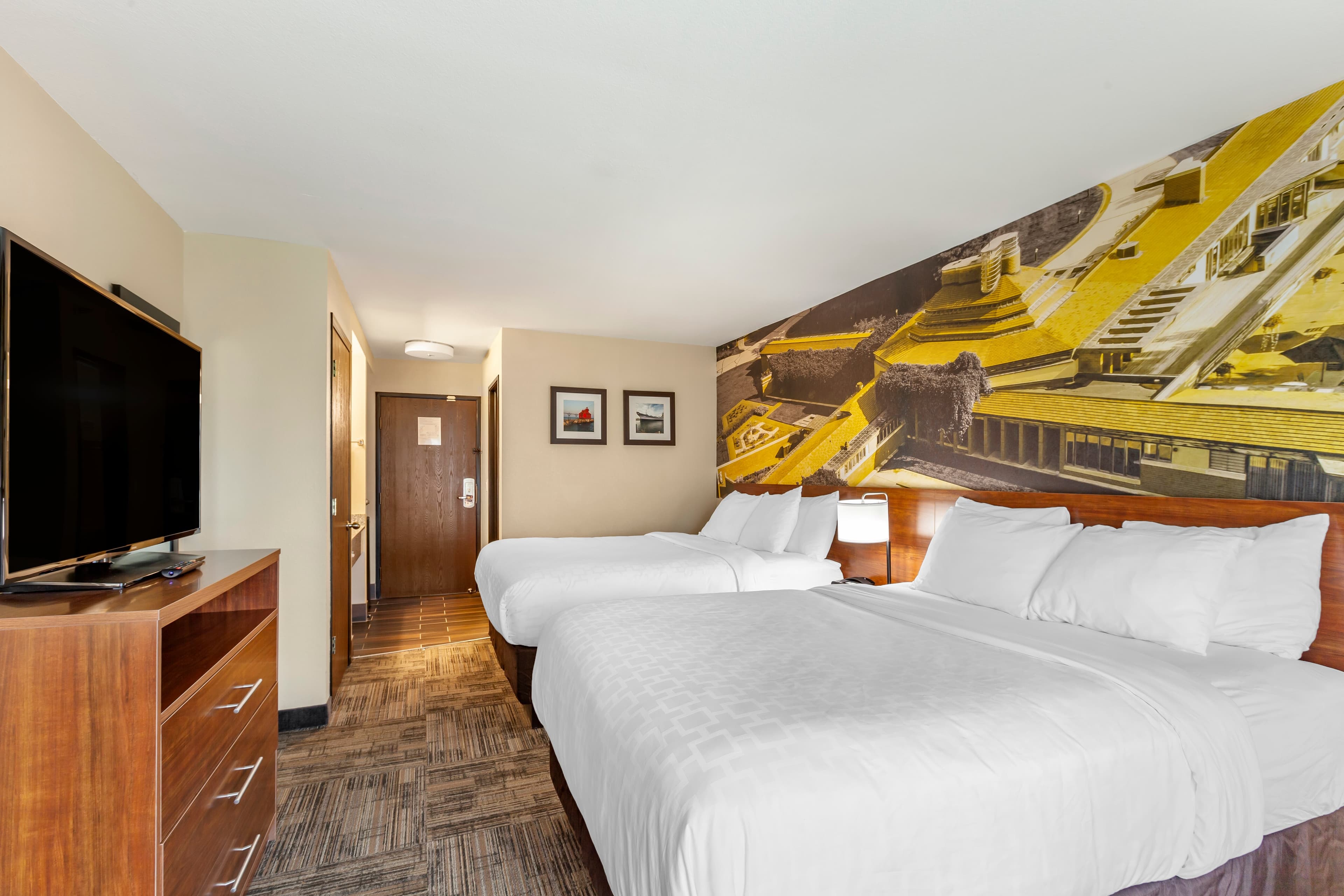 Clarion Pointe Racine - Mount Pleasant — 20