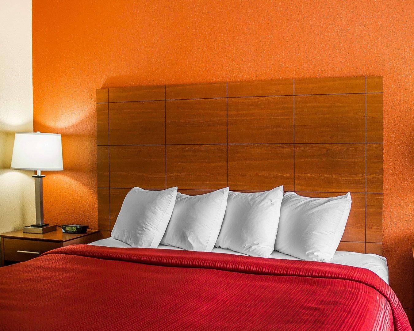 Quality Inn Manitowoc — 8