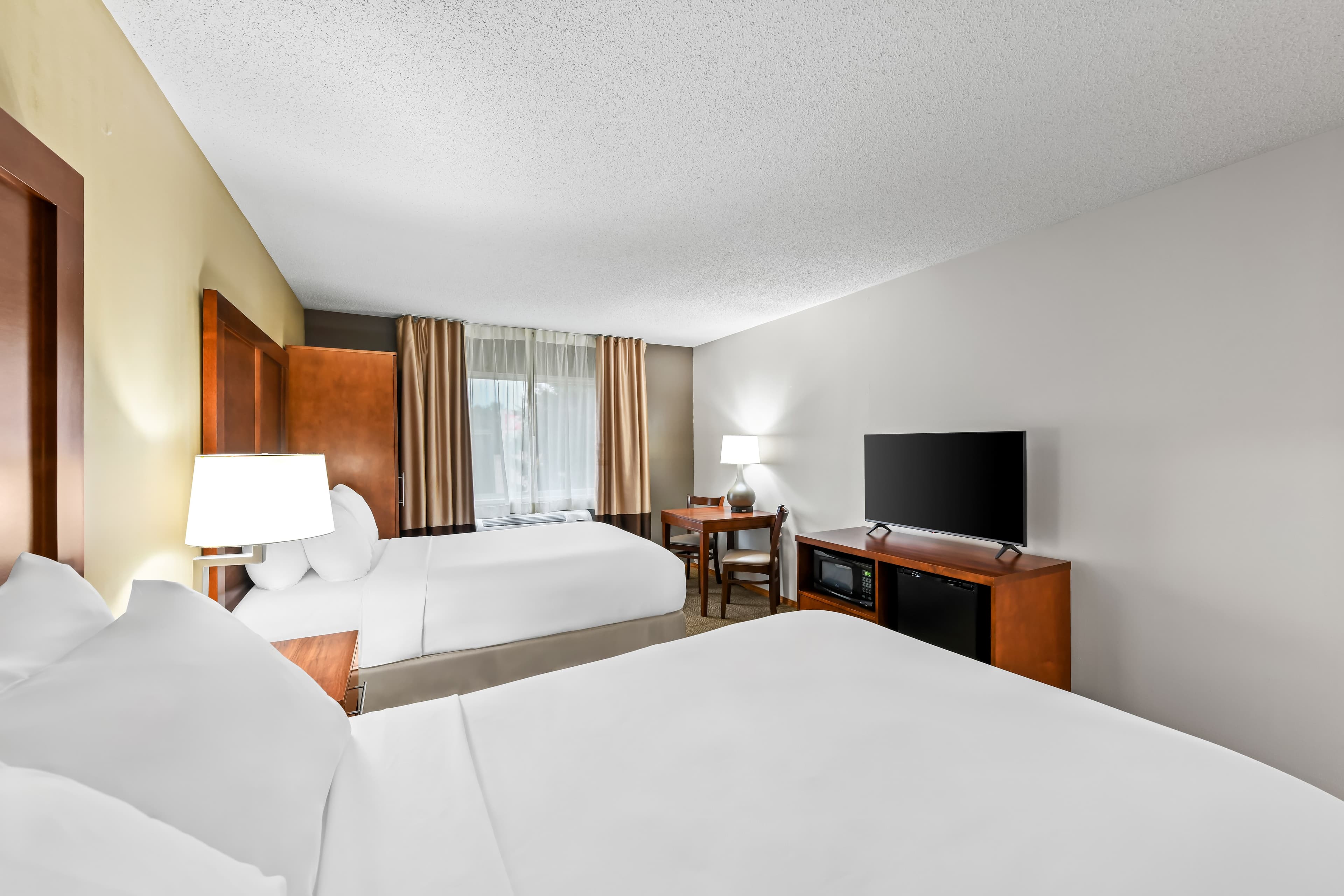 Comfort Inn Rhinelander - Image 3